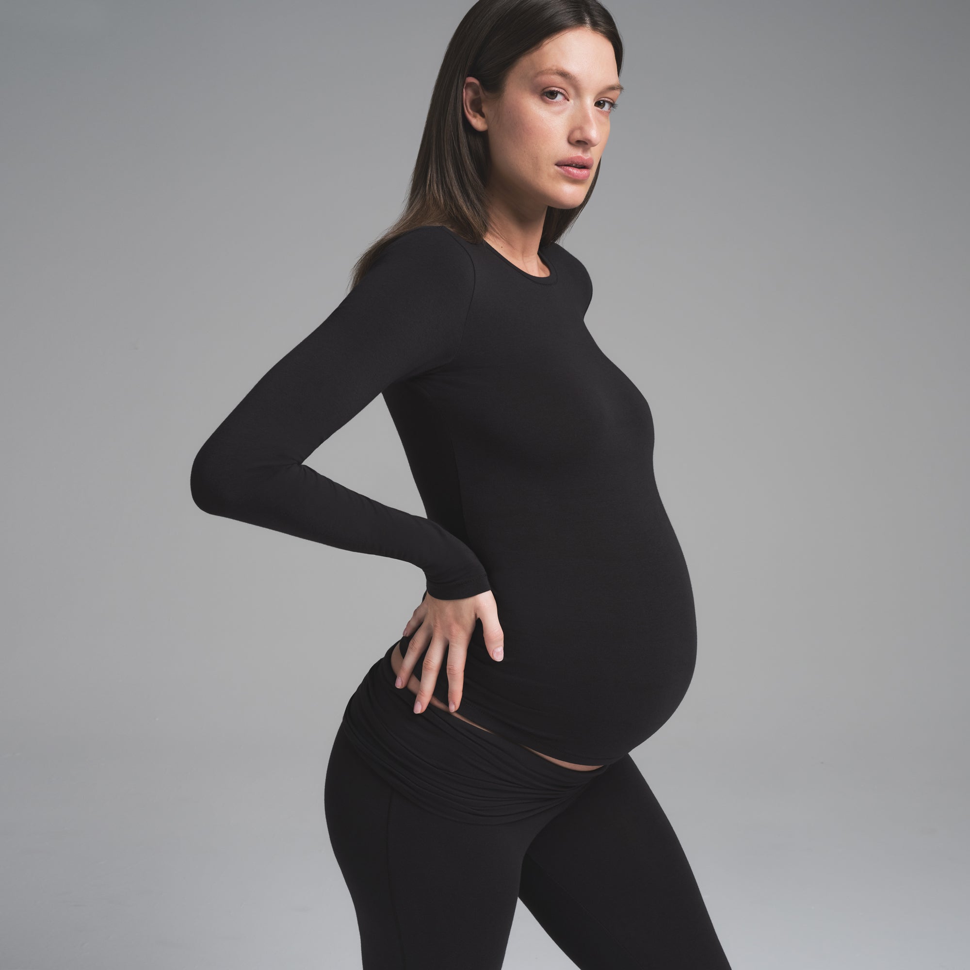 COTTON JERSEY MATERNITY LONG SLEEVE T-SHIRT | SOOT