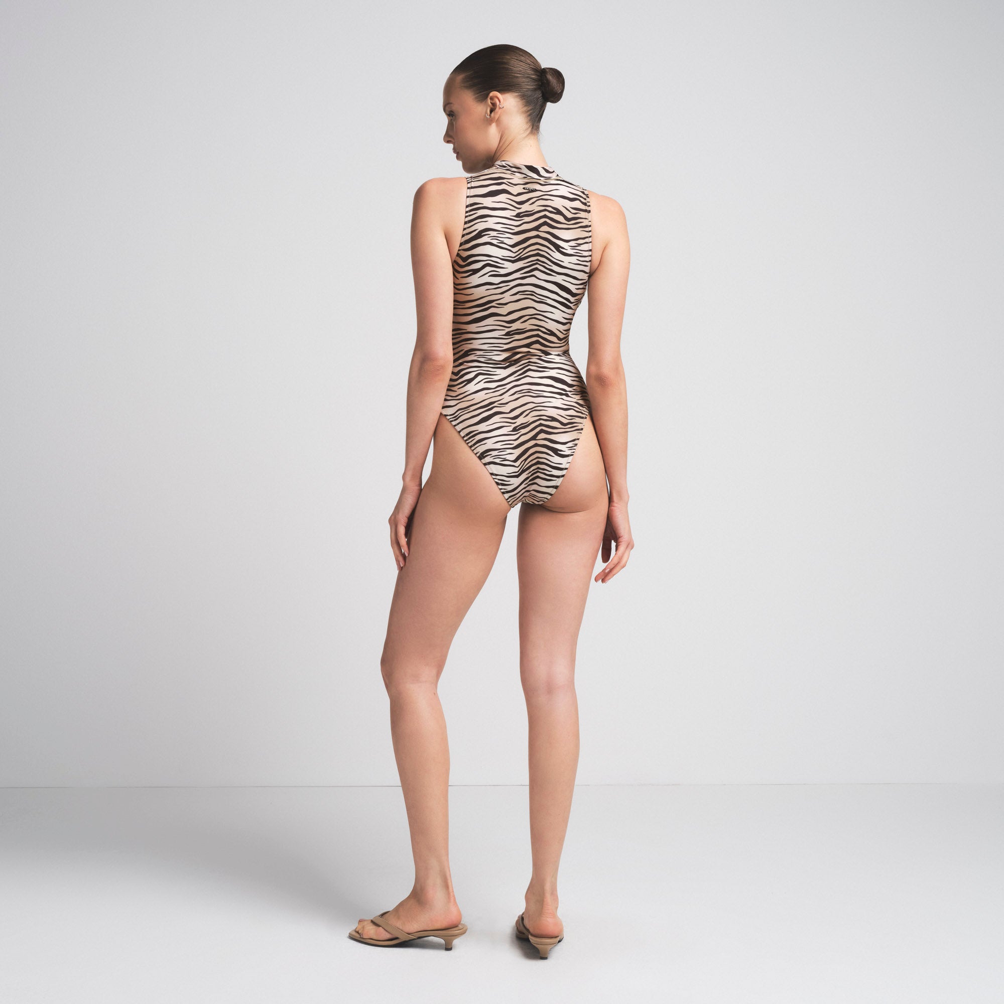 SIGNATURE SWIM ZIP FRONT ONE PIECE | CHAMPAGNE TIGER PRINT - Image 3
