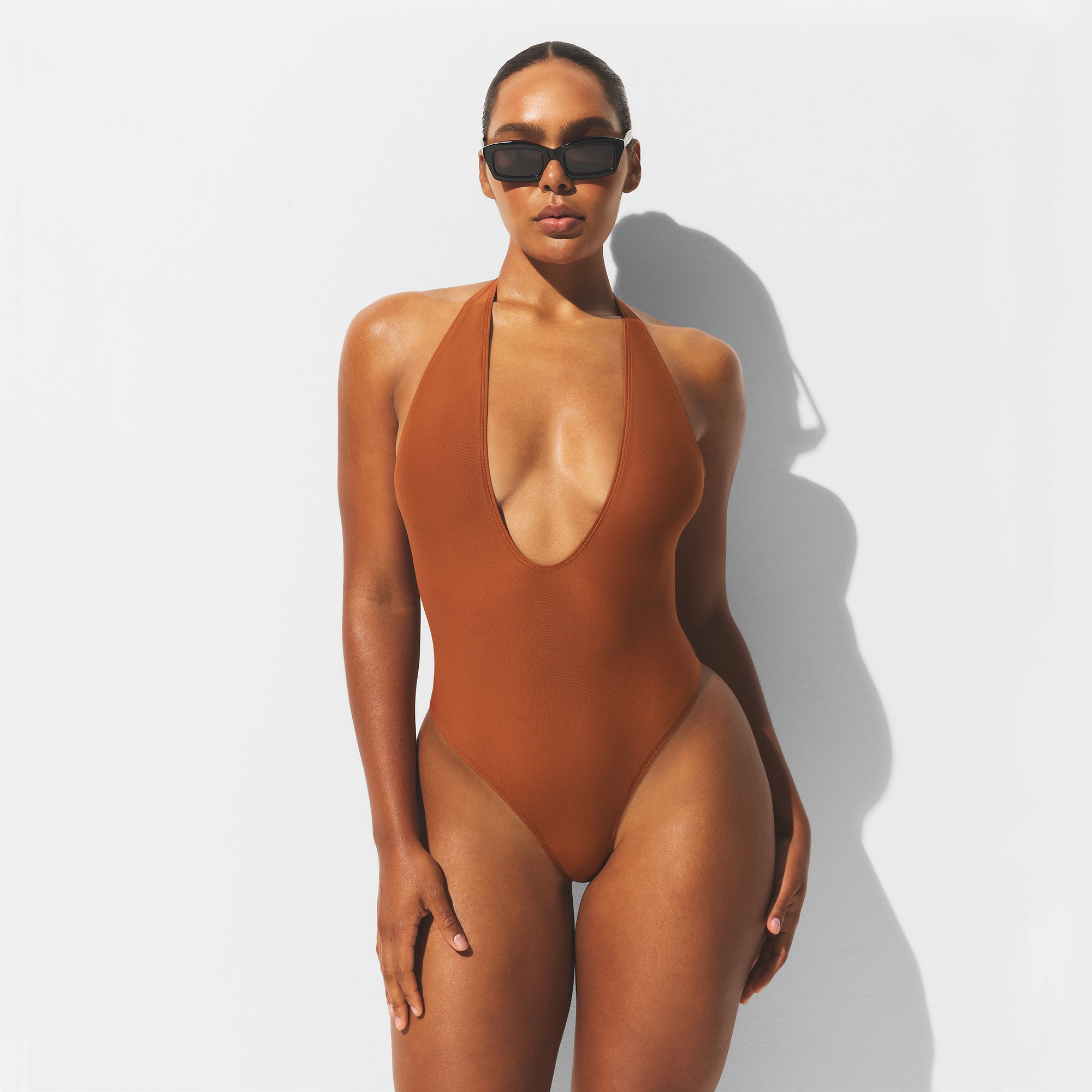 ICONIC SWIM DEEP PLUNGE ONE PIECE | BRONZE