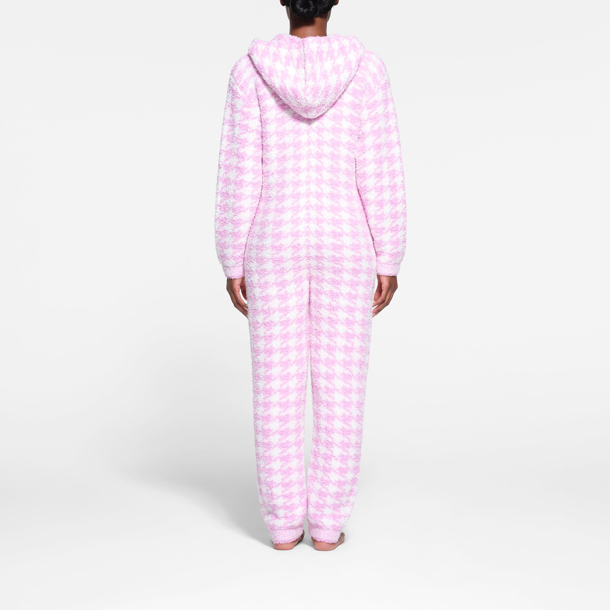 COZY KNIT UNISEX ONESIE | PETAL HOUNDSTOOTH - Image 3
