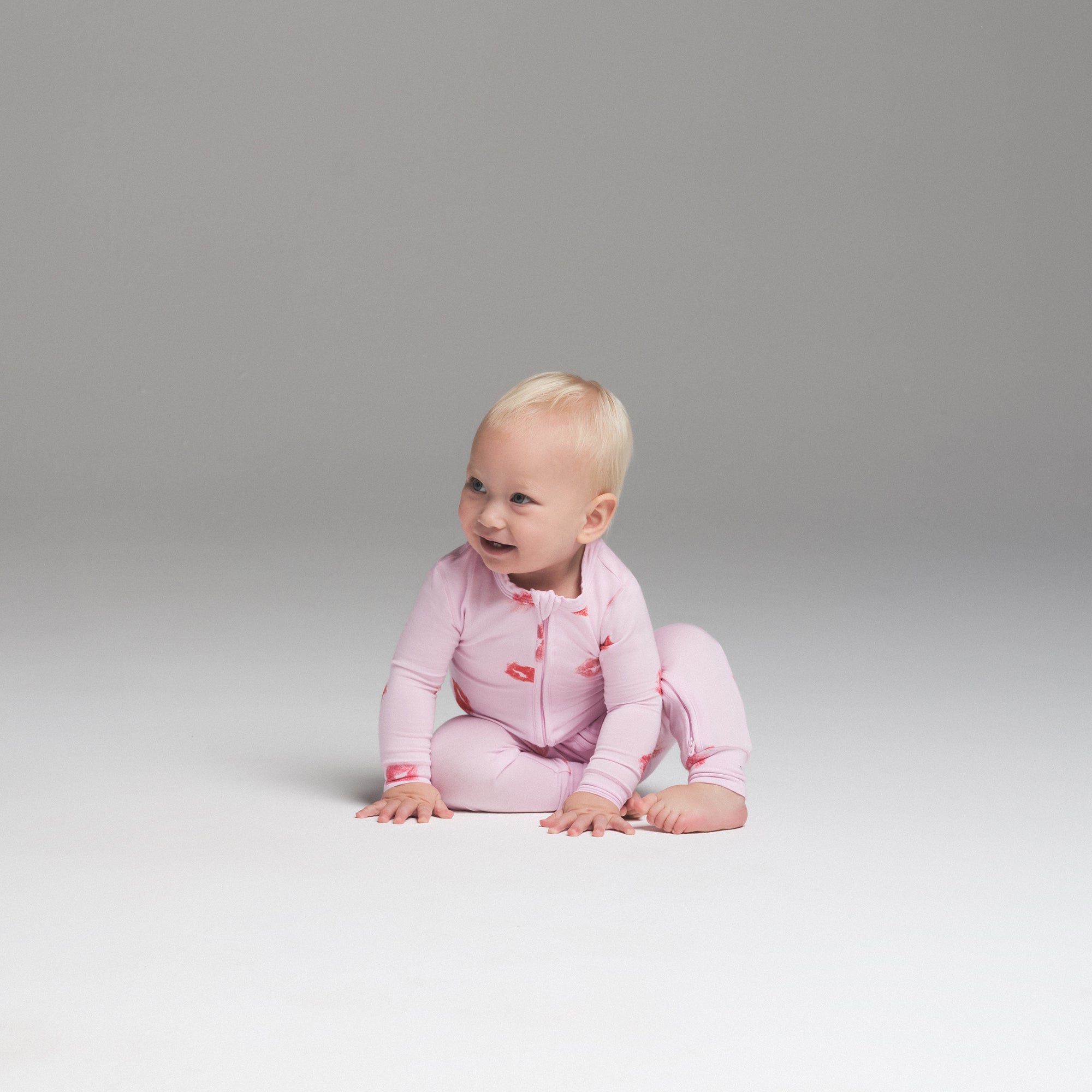 SKIMS SLEEP BABY ONESIE | CHERRY BLOSSOM LIPSTICK