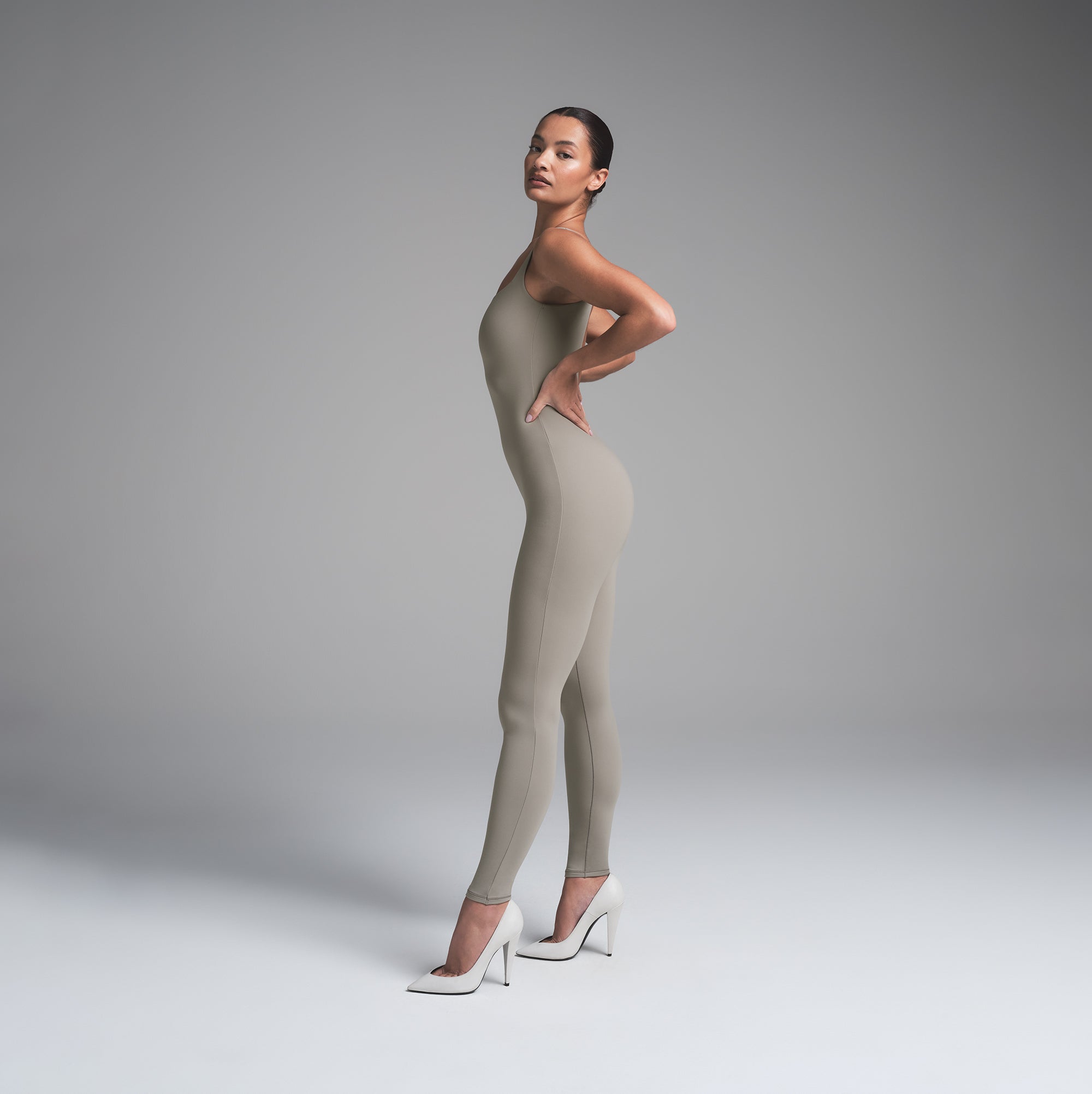 FITS EVERYBODY SQUARE NECK LOW BACK CATSUIT | SMOKE - Image 2