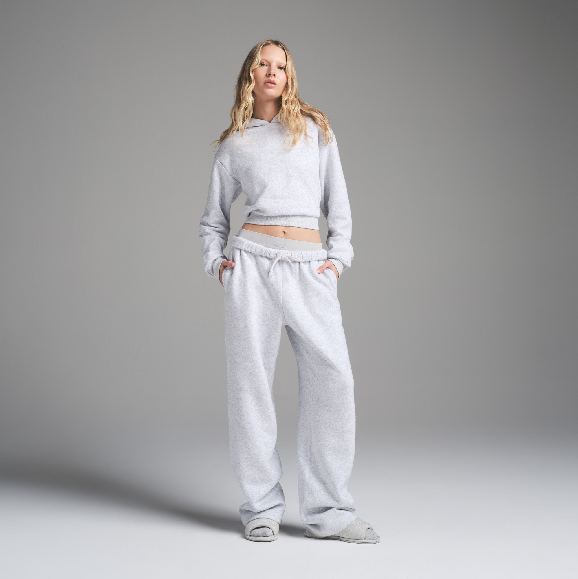 COTTON FLEECE SHRUNKEN HOODIE | LIGHT HEATHER GREY