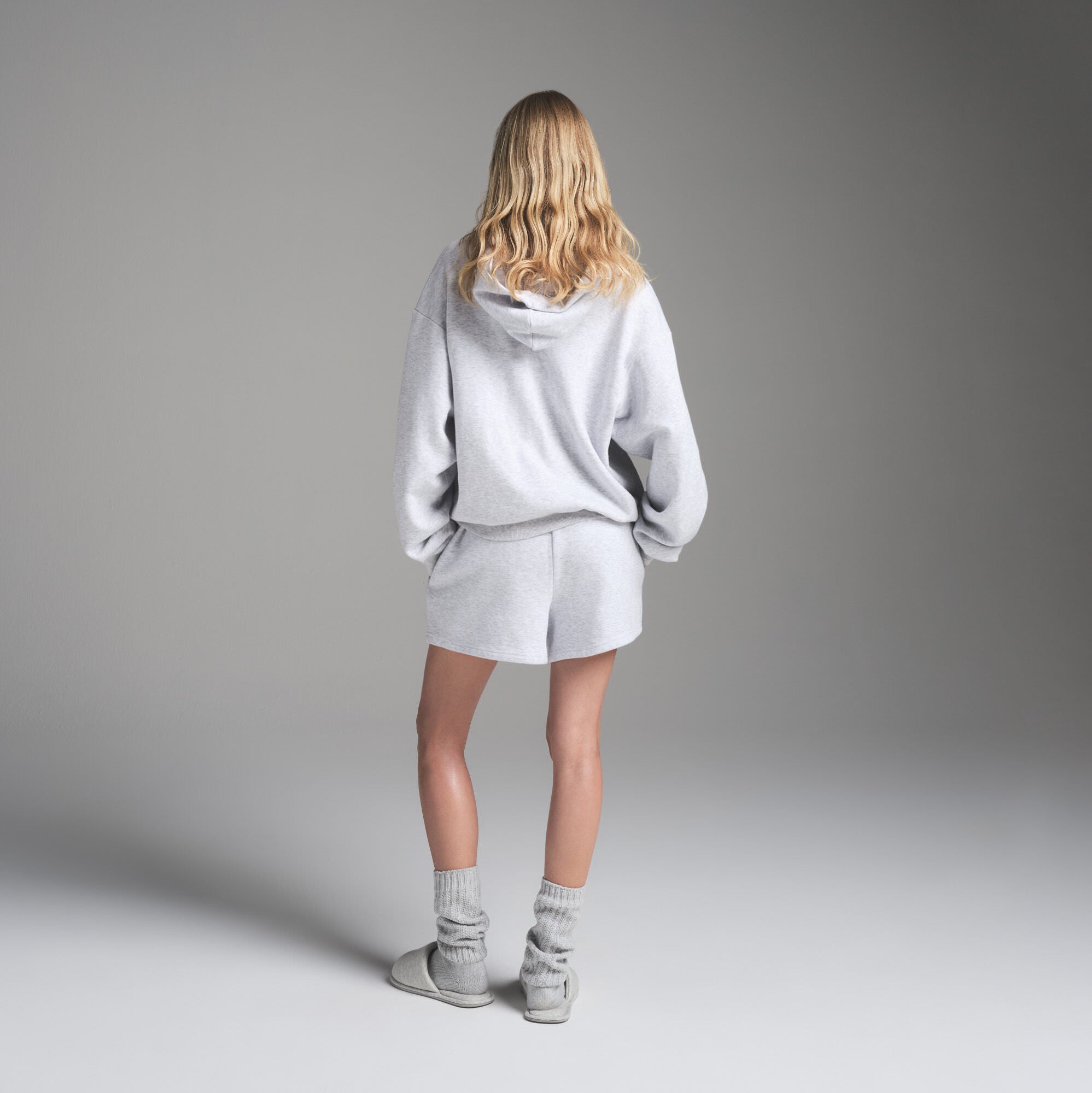 COTTON FLEECE CLASSIC HOODIE | LIGHT HEATHER GREY - Image 4
