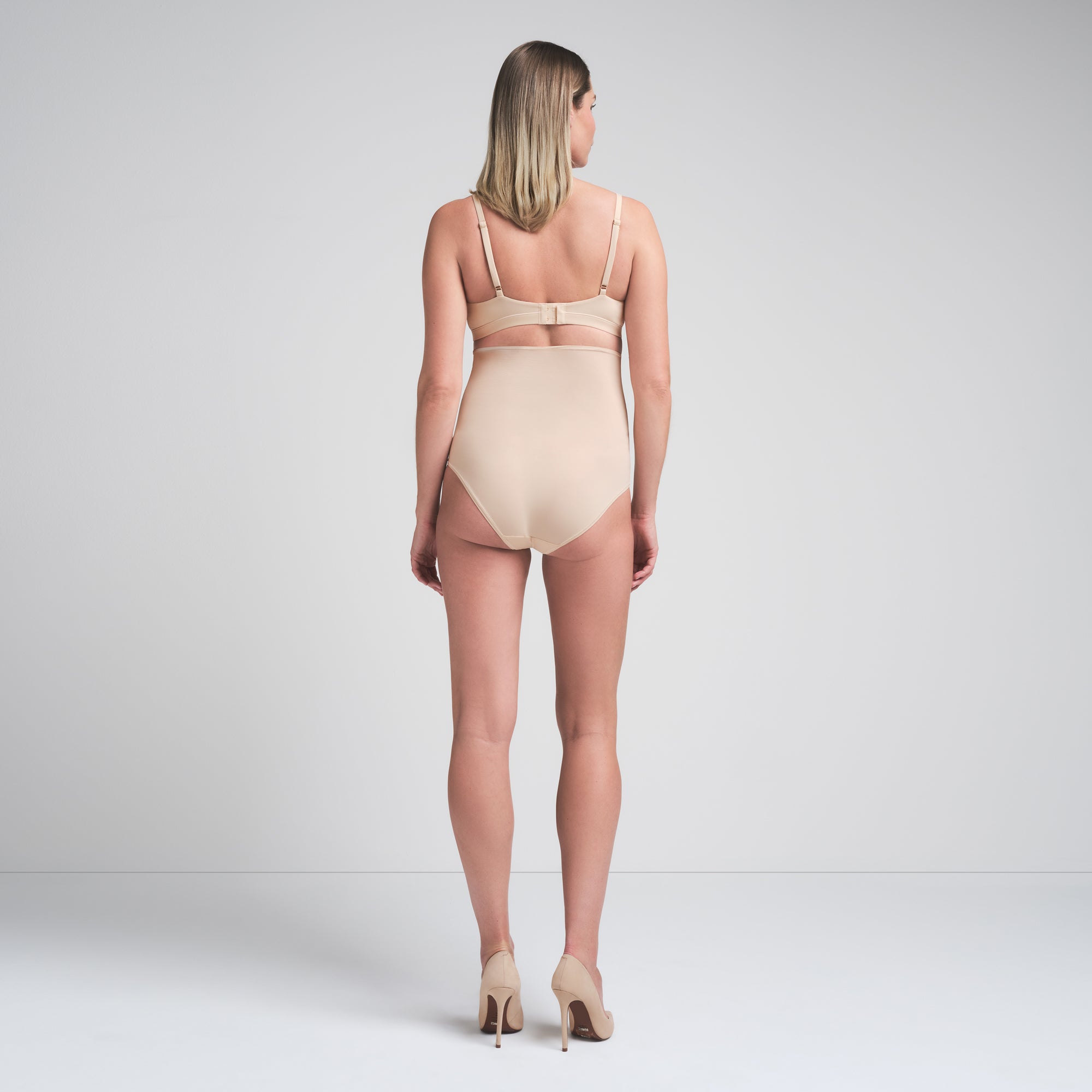 FITS EVERYBODY MATERNITY HIGH-WAISTED BRIEF | SAND - Image 3