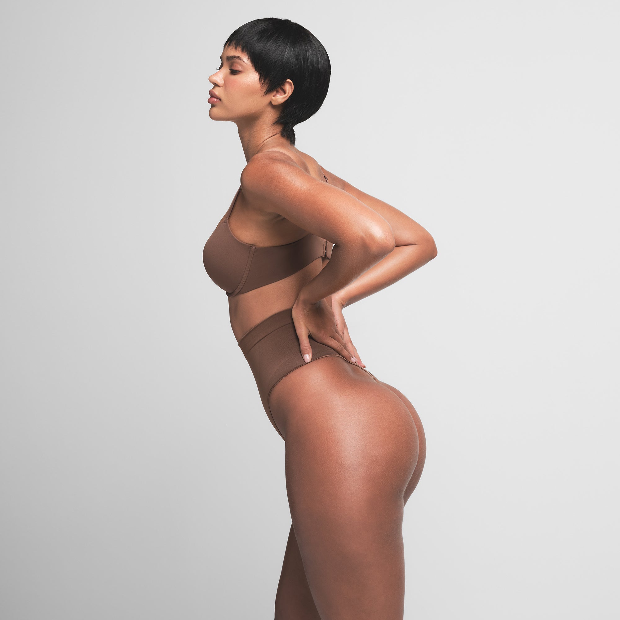 SEAMLESS SCULPT MID WAIST THONG | JASPER - Image 2