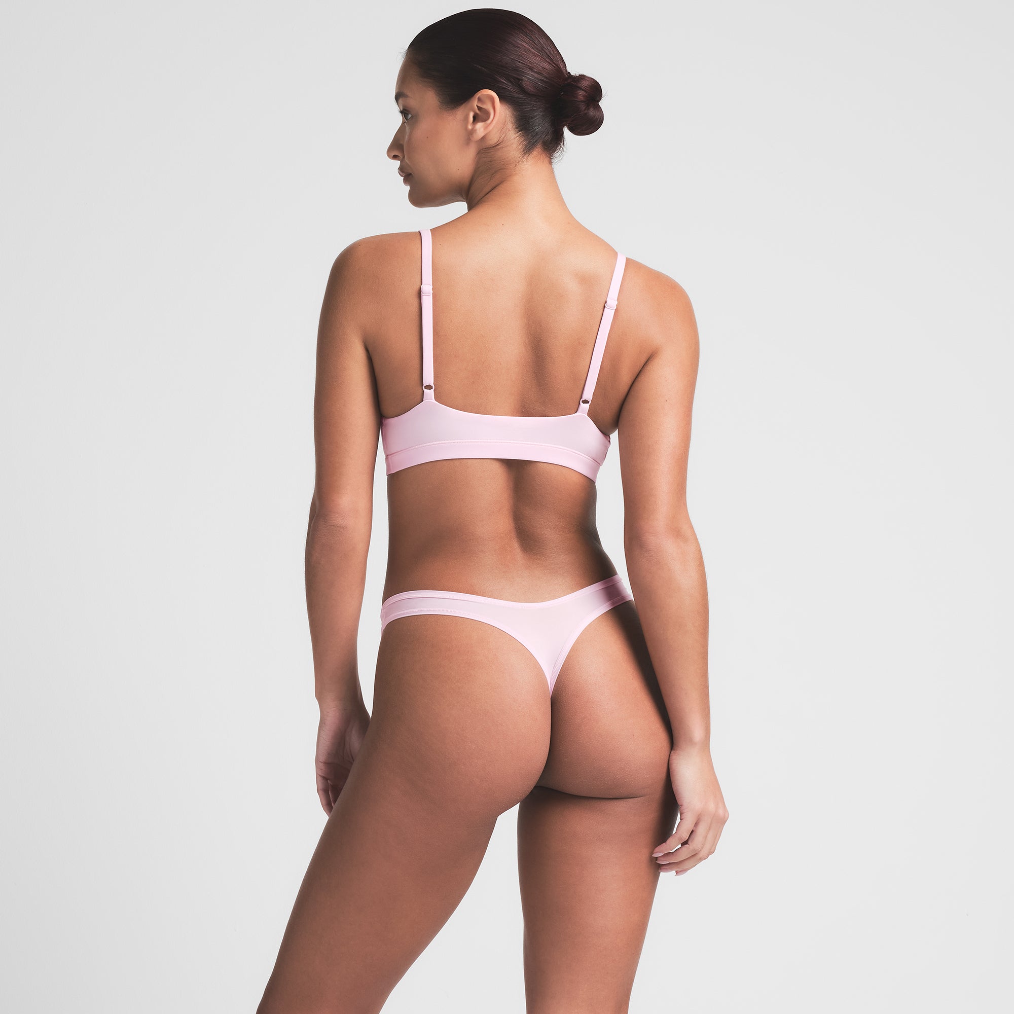 FITS EVERYBODY DIPPED FRONT THONG | CHERRY BLOSSOM - Image 2
