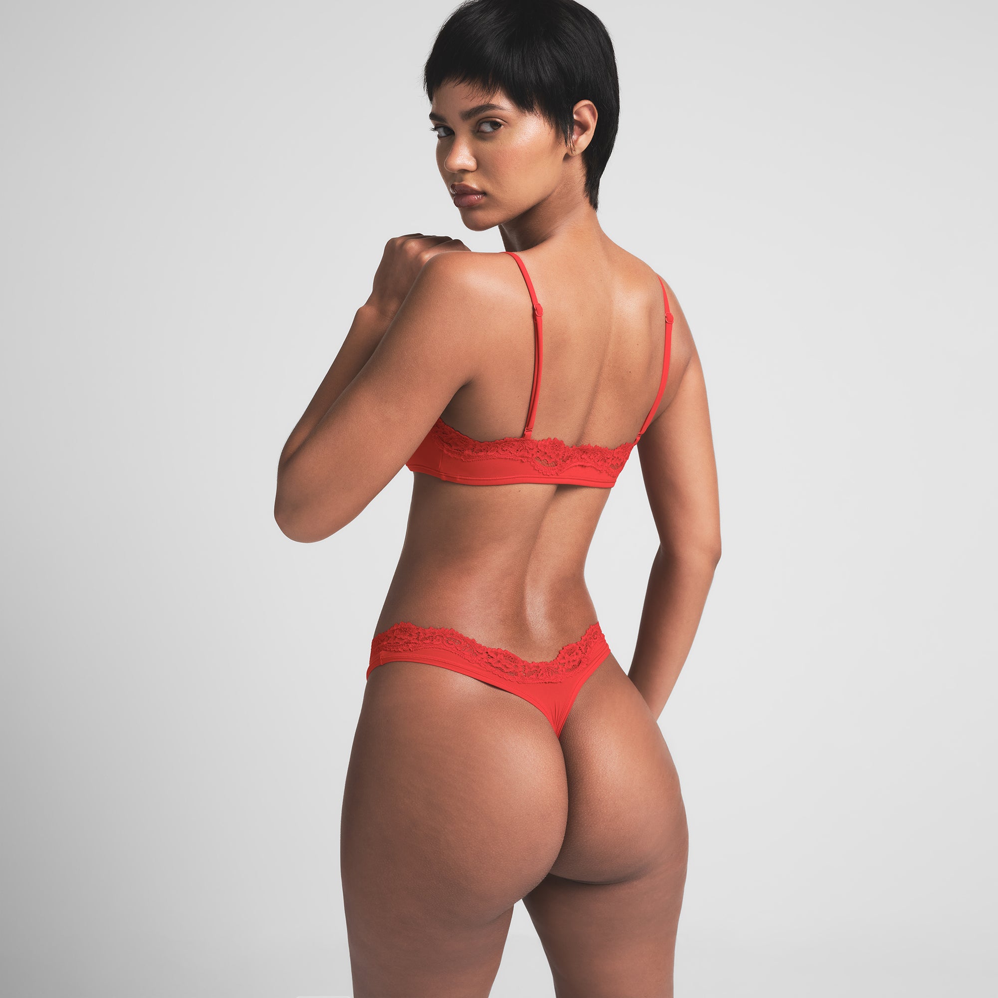 FITS EVERYBODY LACE DIPPED THONG | CAYENNE - Image 3