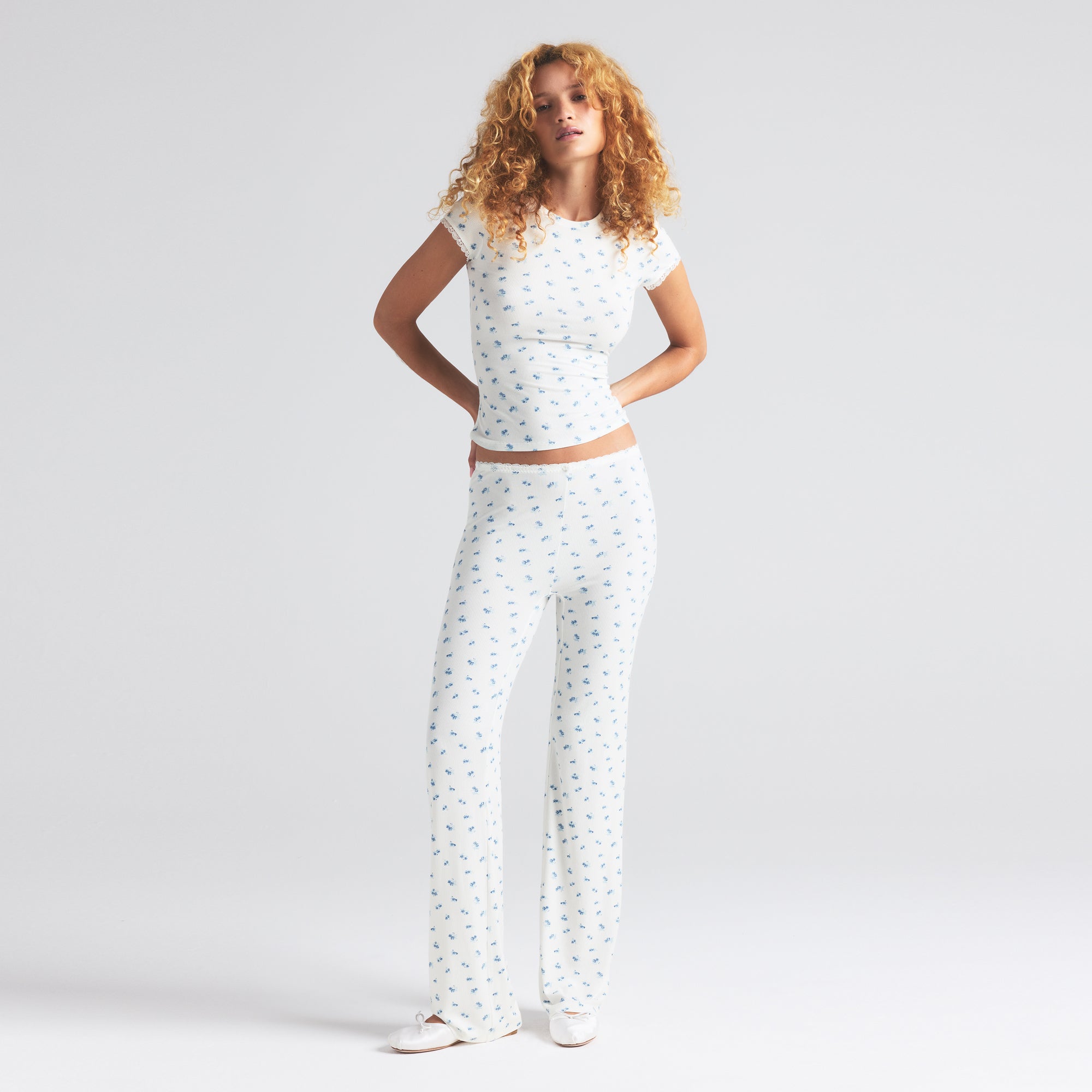 SOFT LOUNGE LACE PANT | BLUE GARDEN PRINT