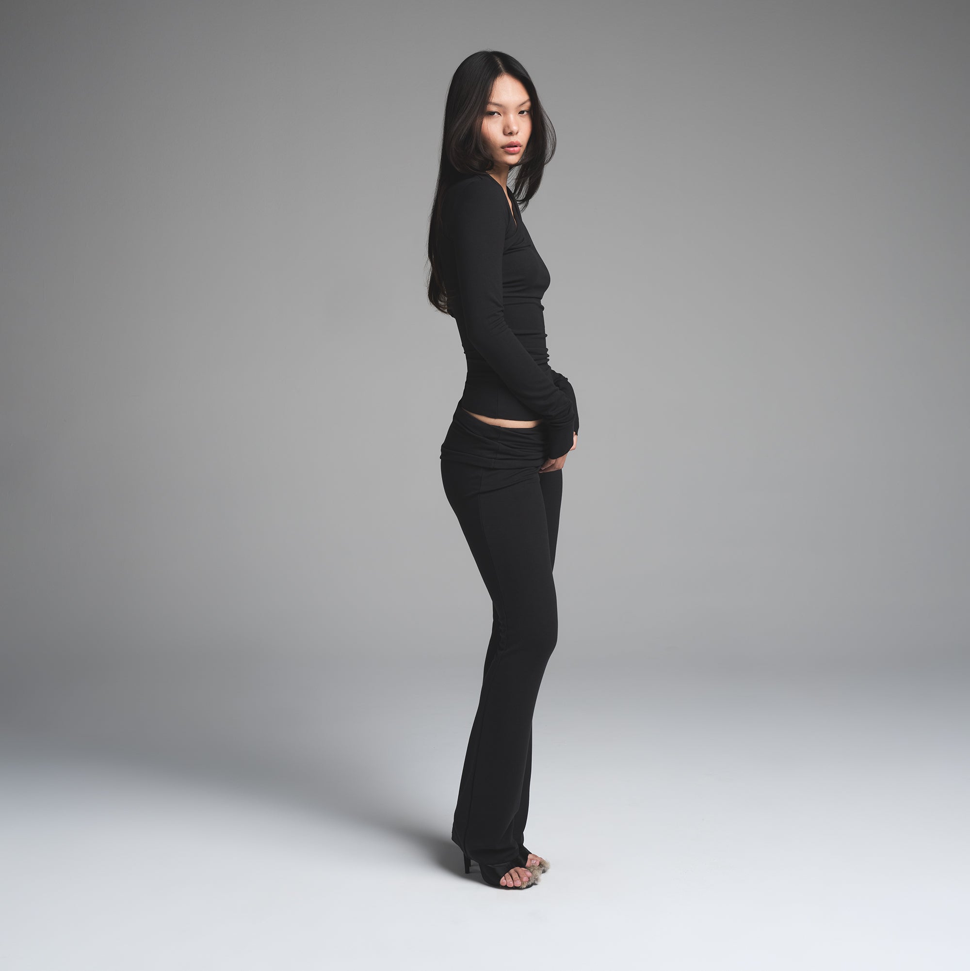 SKIMS CLOUD FOLDOVER PANT | ONYX - Image 2