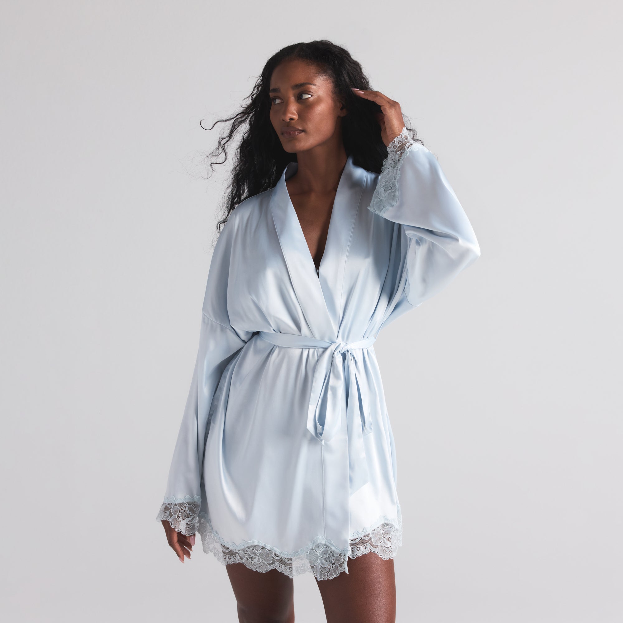 WOVEN SHINE LACE ROBE | CLOUD