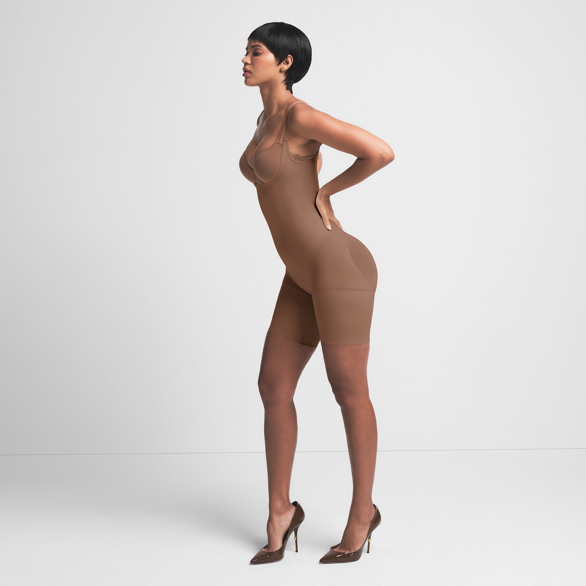 SEAMLESS SCULPT BUTT LIFTING OPEN BUST BODYSUIT | JASPER - Image 3