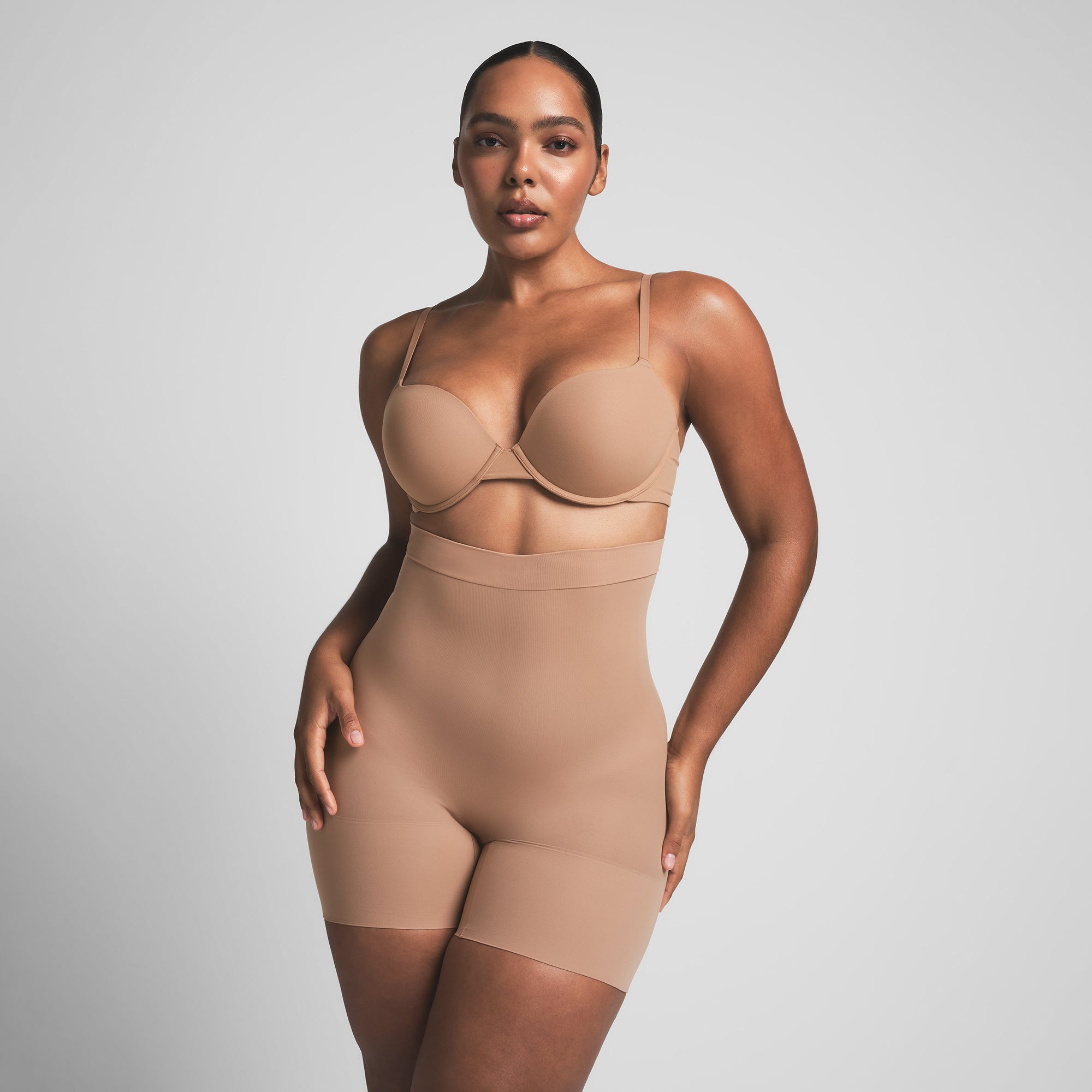SHEER SEAMLESS HIGH-WAISTED MID THIGH SHORT | SIENNA - Image 3