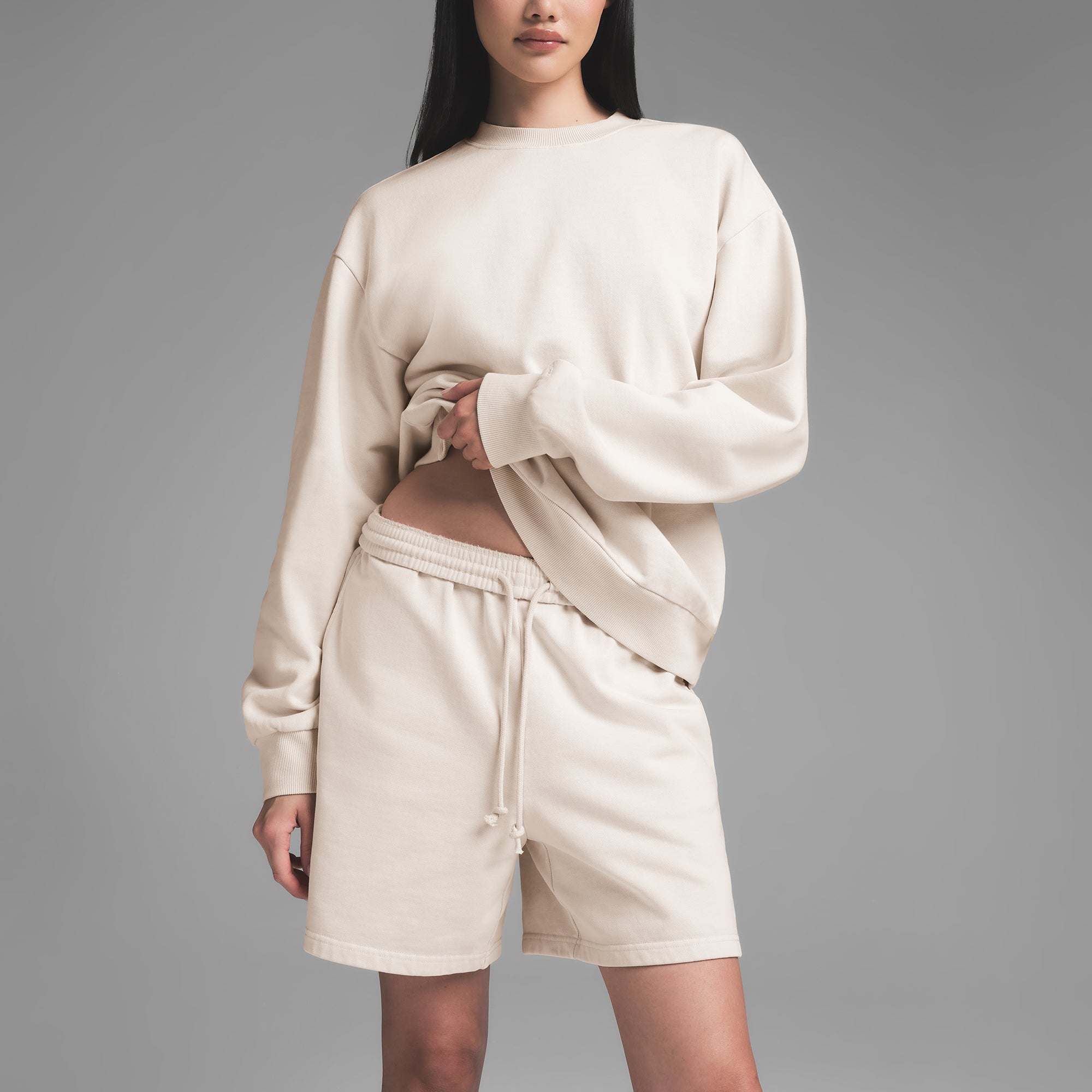 BOYFRIEND FLEECE SHORT | BUFF - Image 2