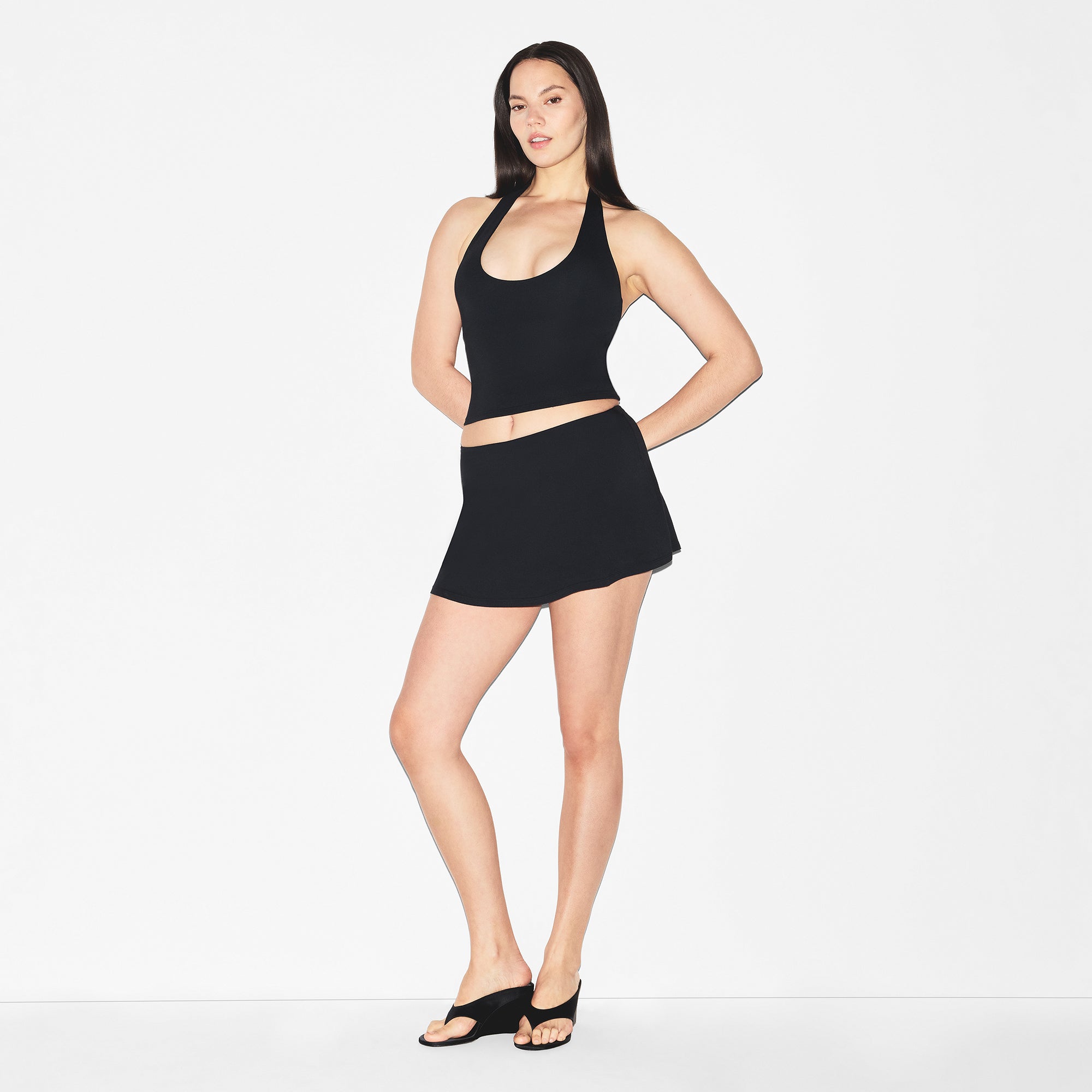 SMOOTH LAYERS MINI SKORT | OBSIDIAN - Image 2