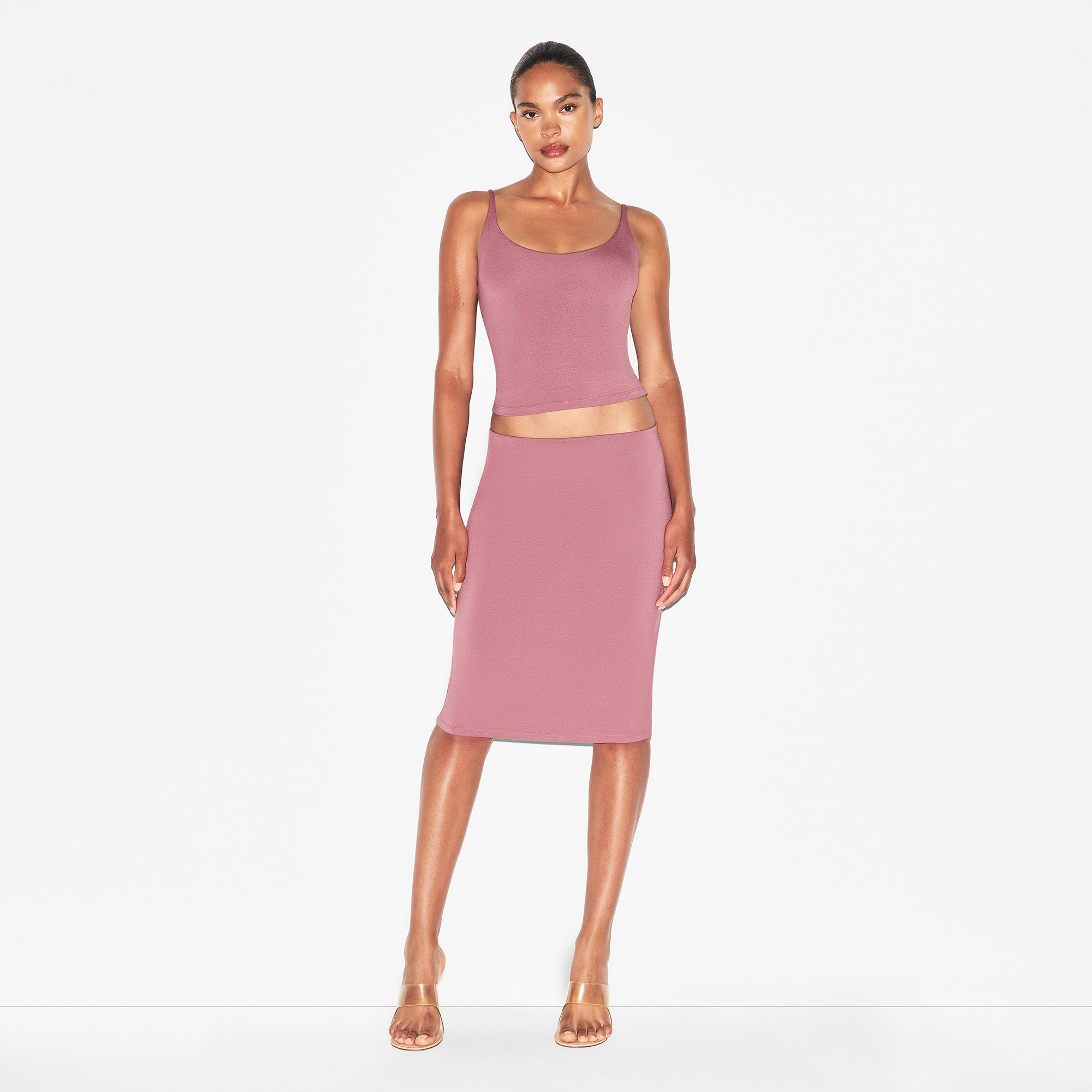 SMOOTH LAYERS MIDI SKIRT | REDWOOD