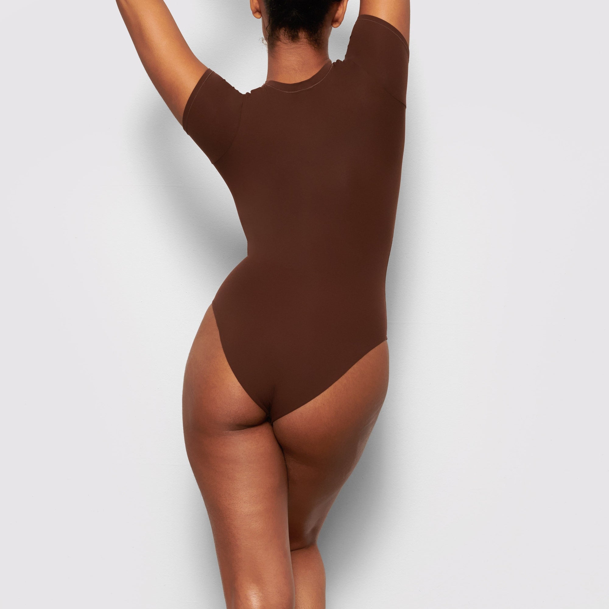 FITS EVERYBODY T-SHIRT BODYSUIT | COCOA - Image 3