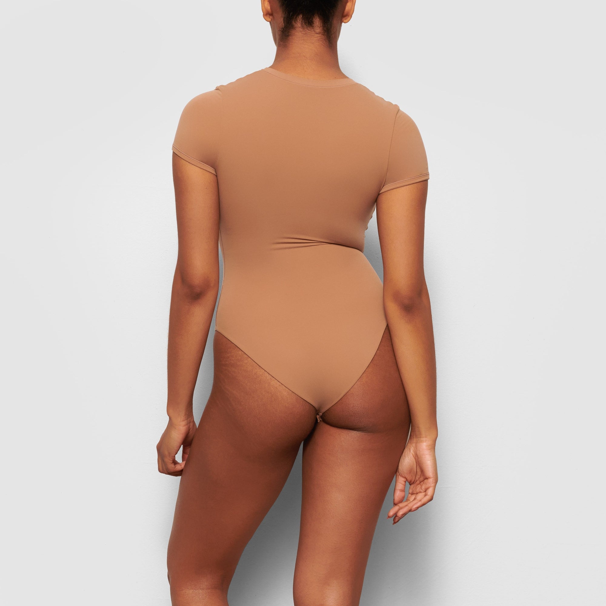 FITS EVERYBODY T-SHIRT BODYSUIT | SIENNA - Image 3