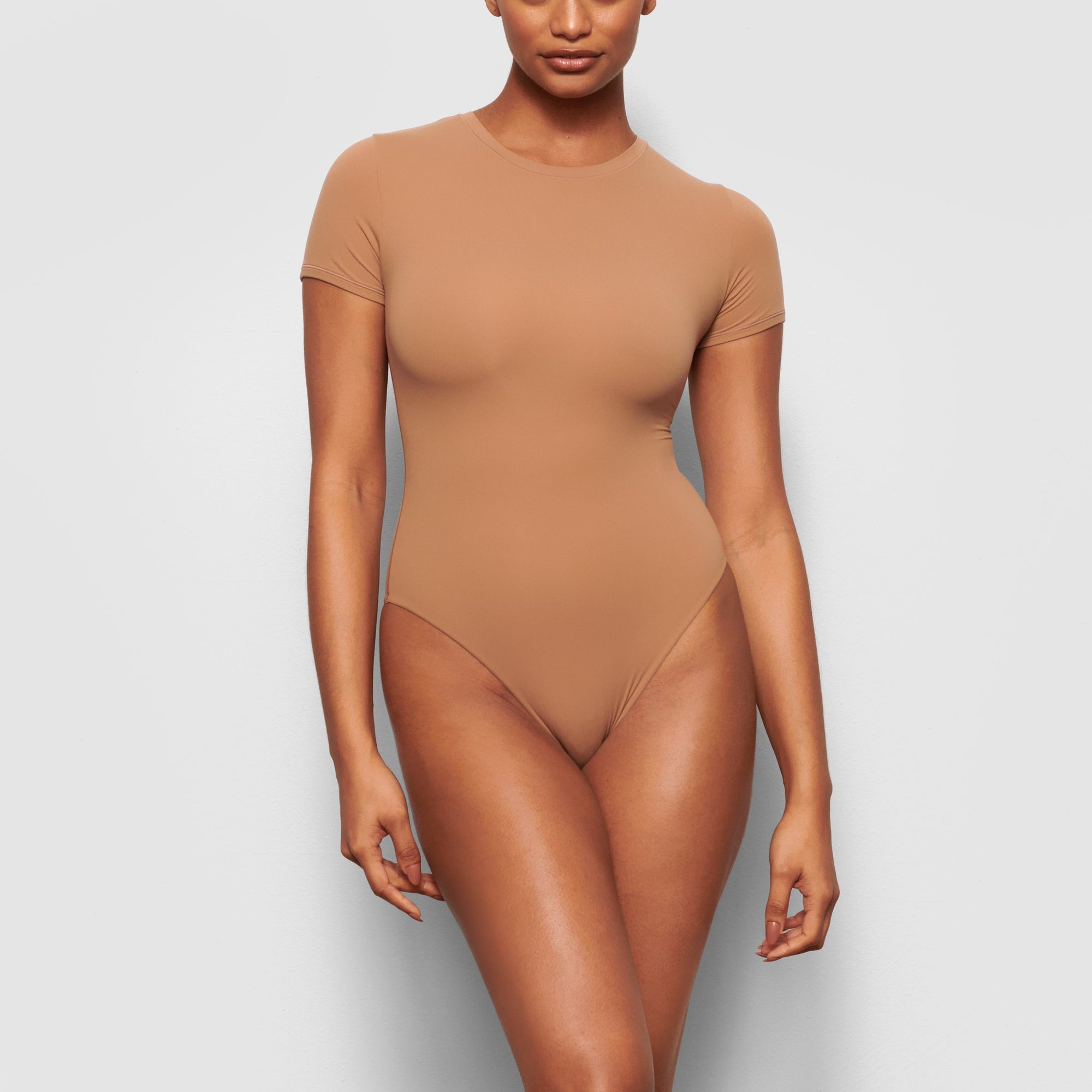 FITS EVERYBODY T-SHIRT BODYSUIT | SIENNA