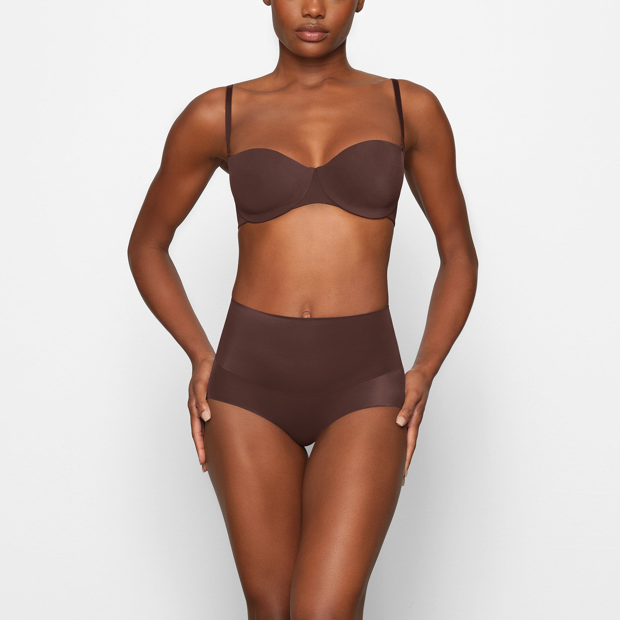 SMOOTHING INTIMATES UNLINED STRAPLESS BRA | COCOA - Image 4