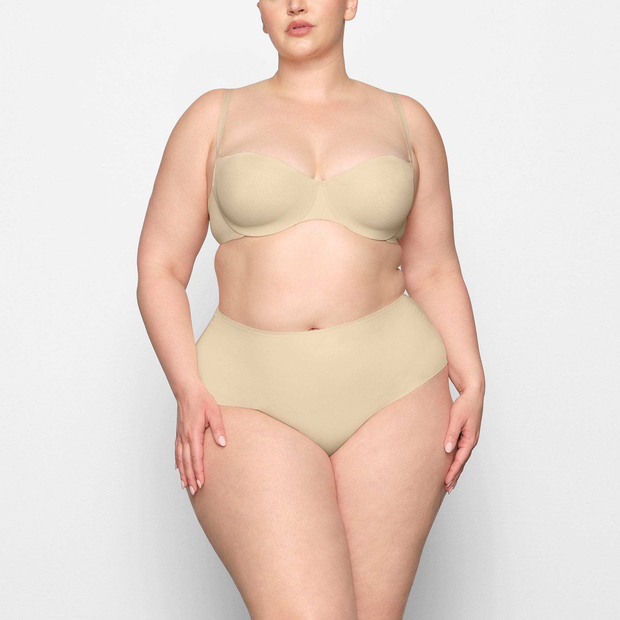 SMOOTHING INTIMATES UNLINED STRAPLESS BRA | SAND - Image 4