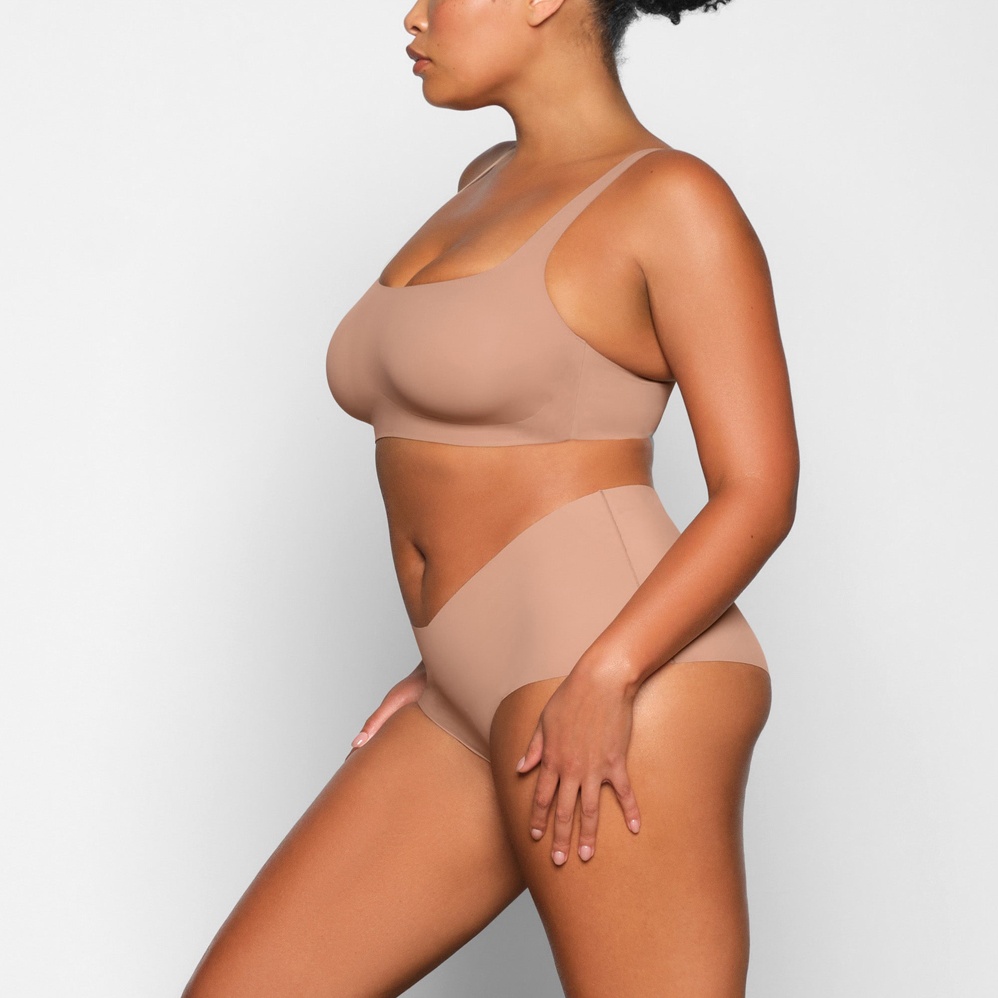 NAKED SCOOP BRALETTE | SIENNA - Image 2