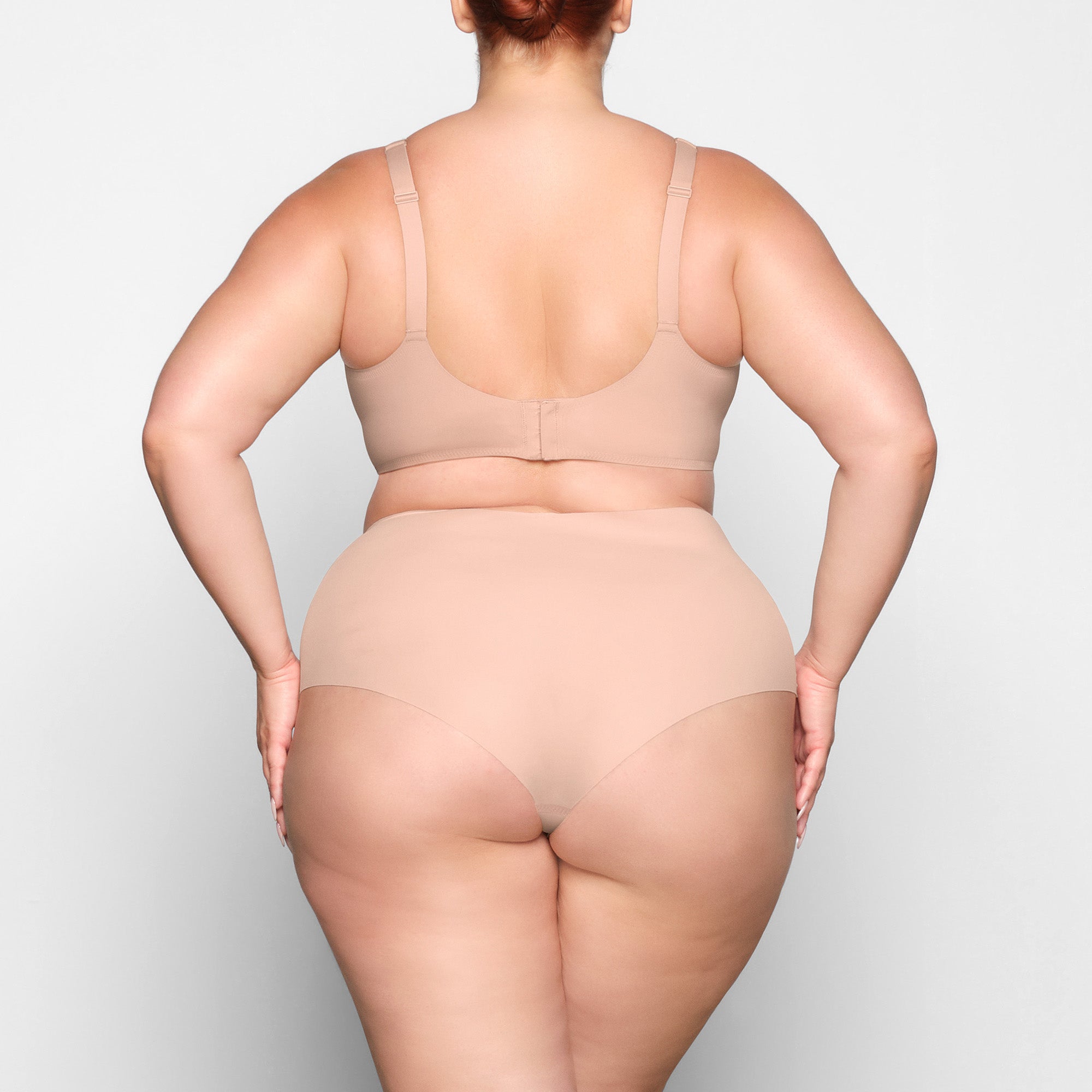 NAKED SCOOP BRALETTE | MICA - Image 3