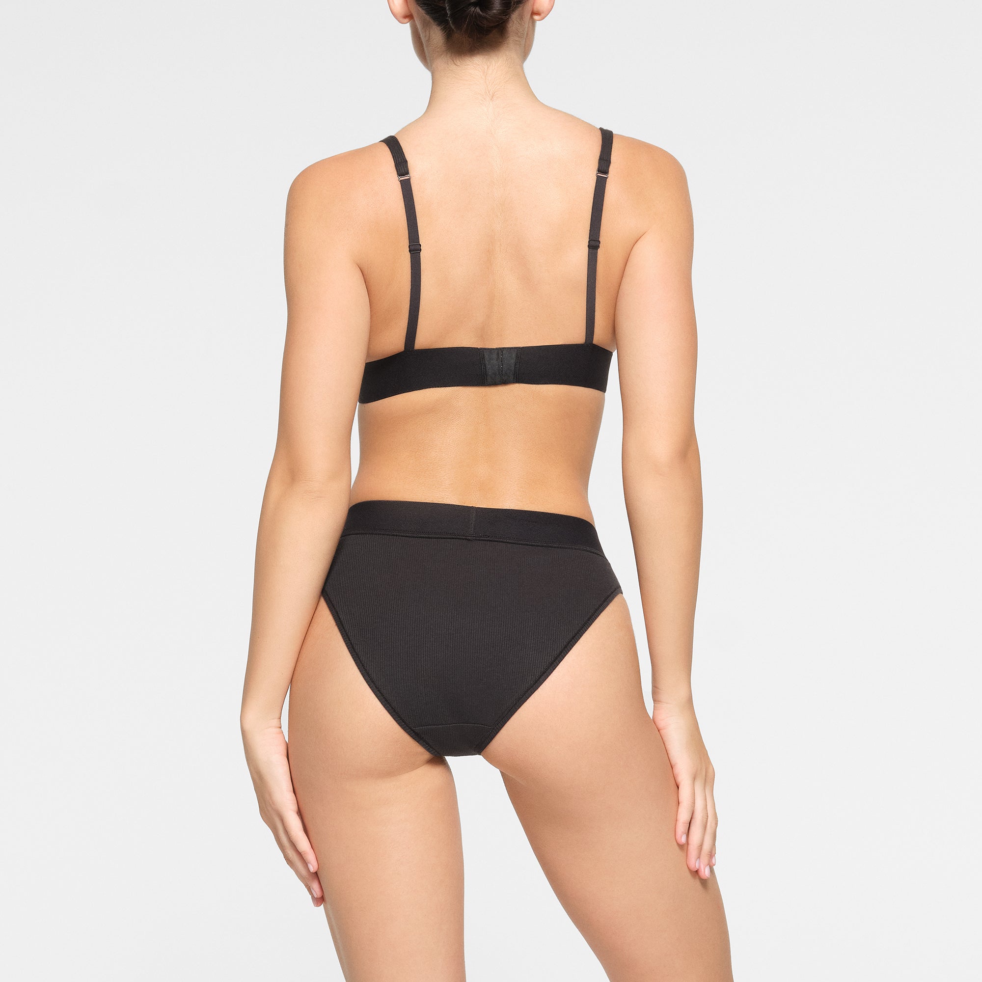 COTTON RIB PLUNGE BRALETTE | SOOT - Image 3