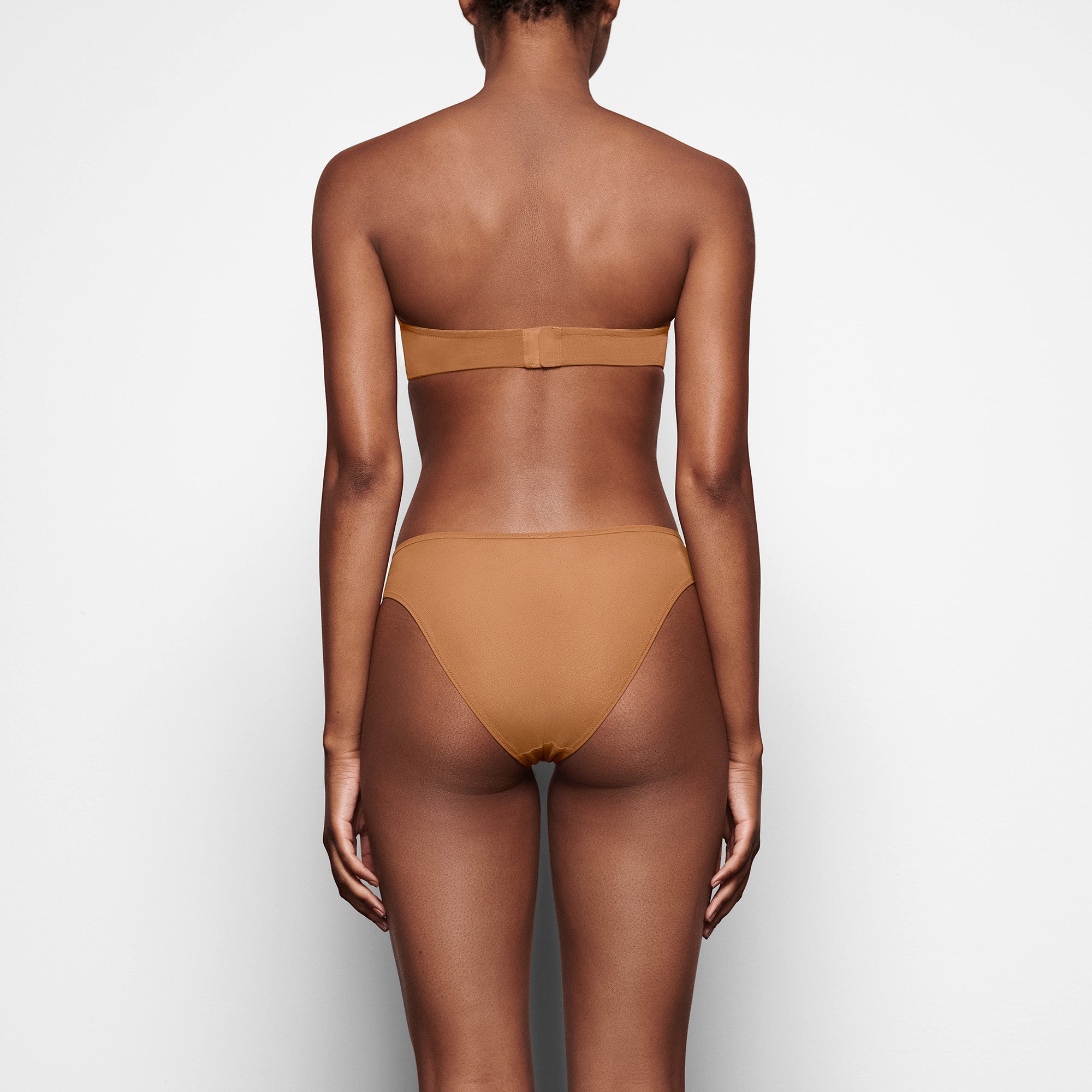 ULTRA FINE MESH STRAPLESS BRA | BRONZE - Image 3