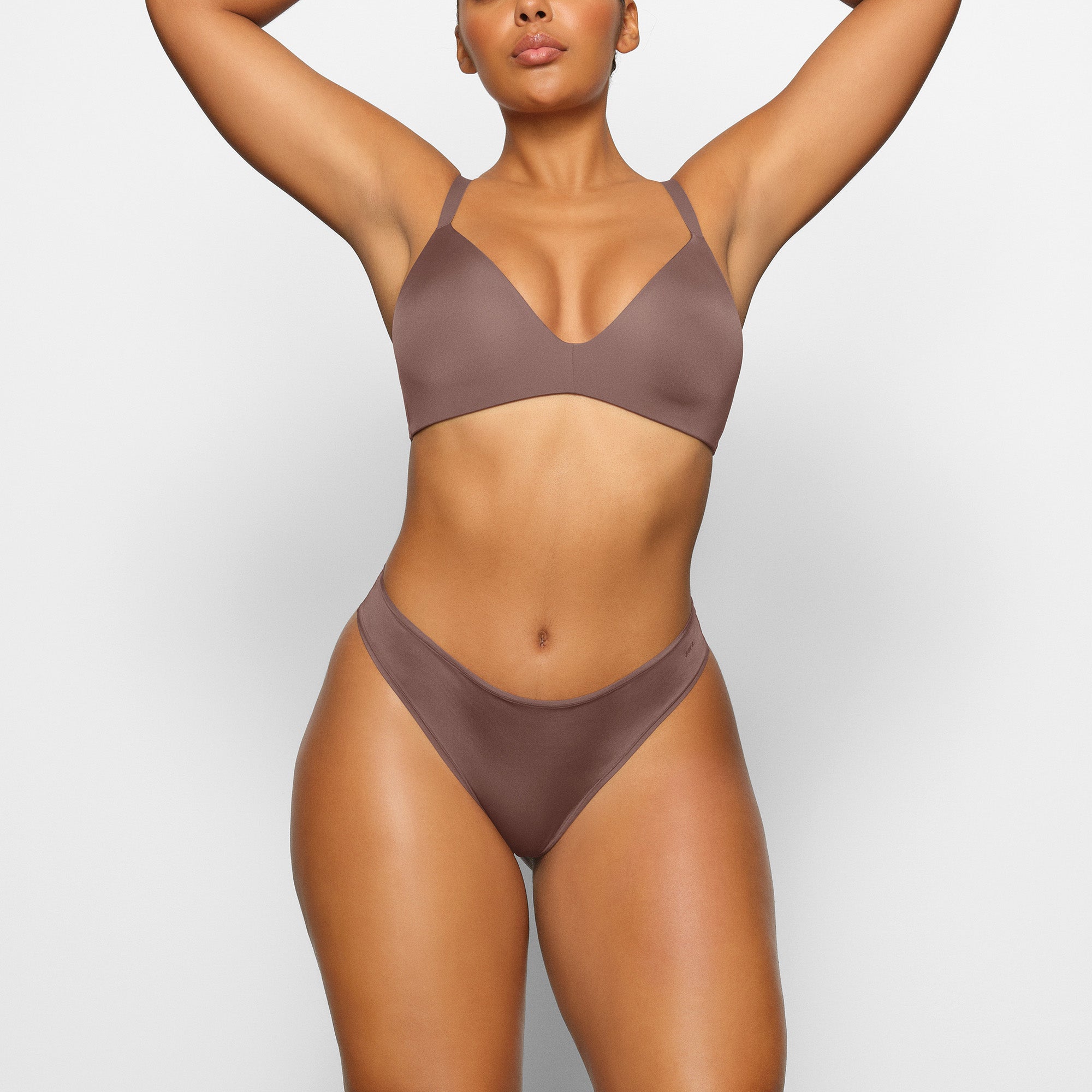 WIRELESS FORM T-SHIRT DEMI BRA | UMBER