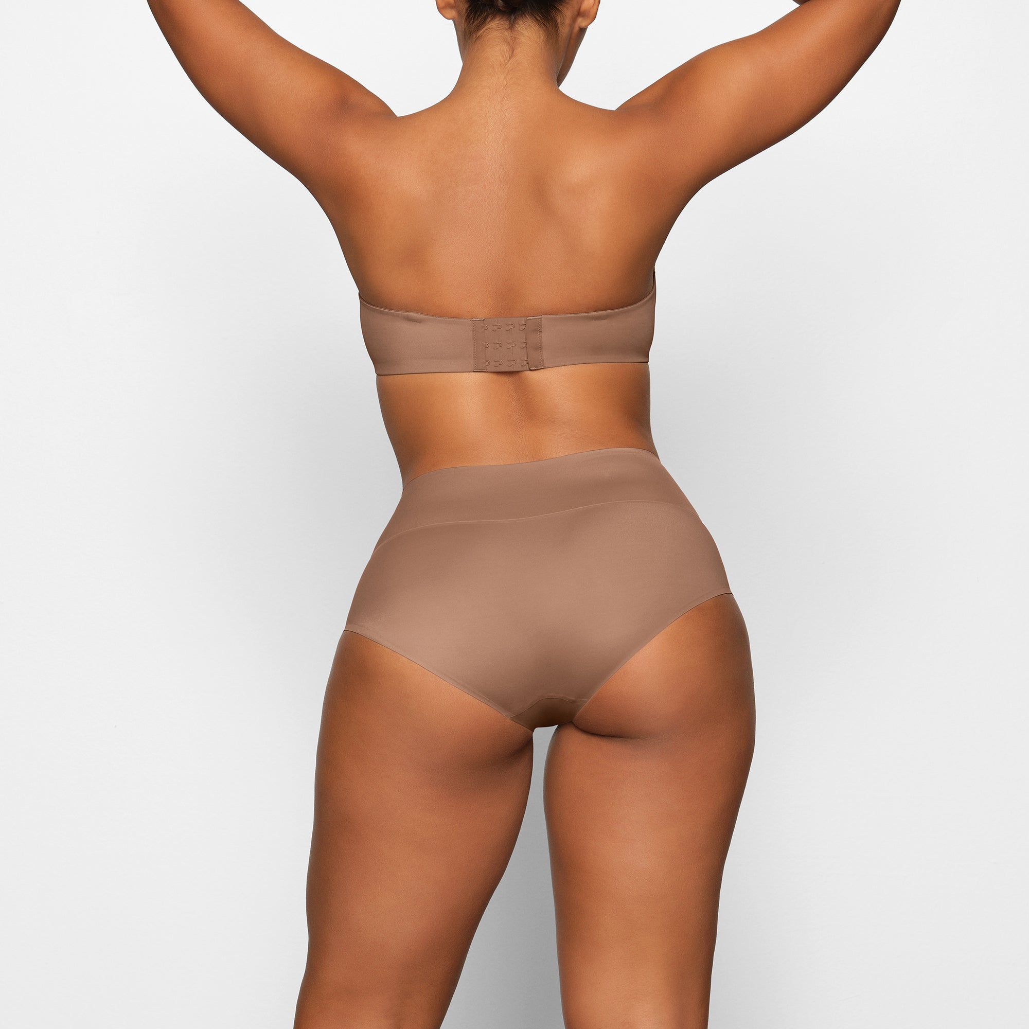SMOOTHING INTIMATES HIGH-WAISTED BRIEF | SIENNA - Image 3