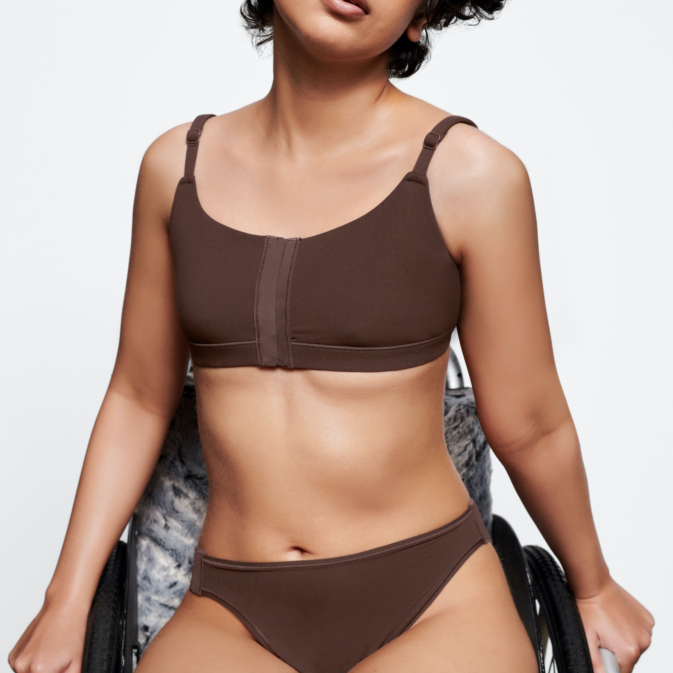 FITS EVERYBODY ADAPTIVE THONG | COCOA - Image 4