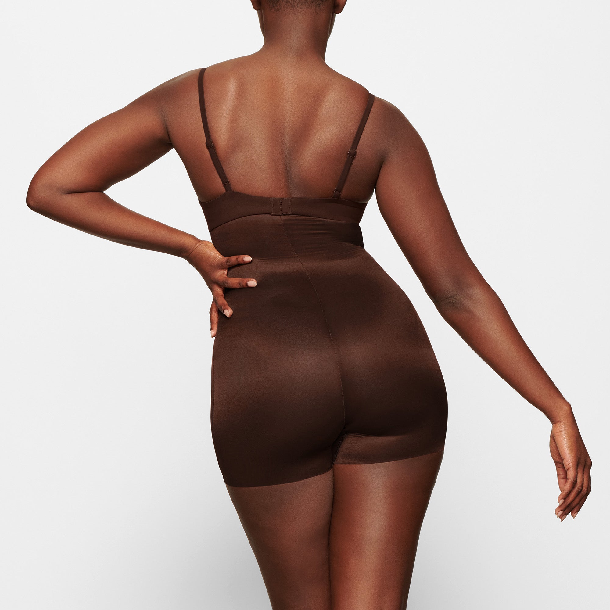 SIMPLY BARE HIGH-WAISTED SHORTIE | COCOA - Image 3