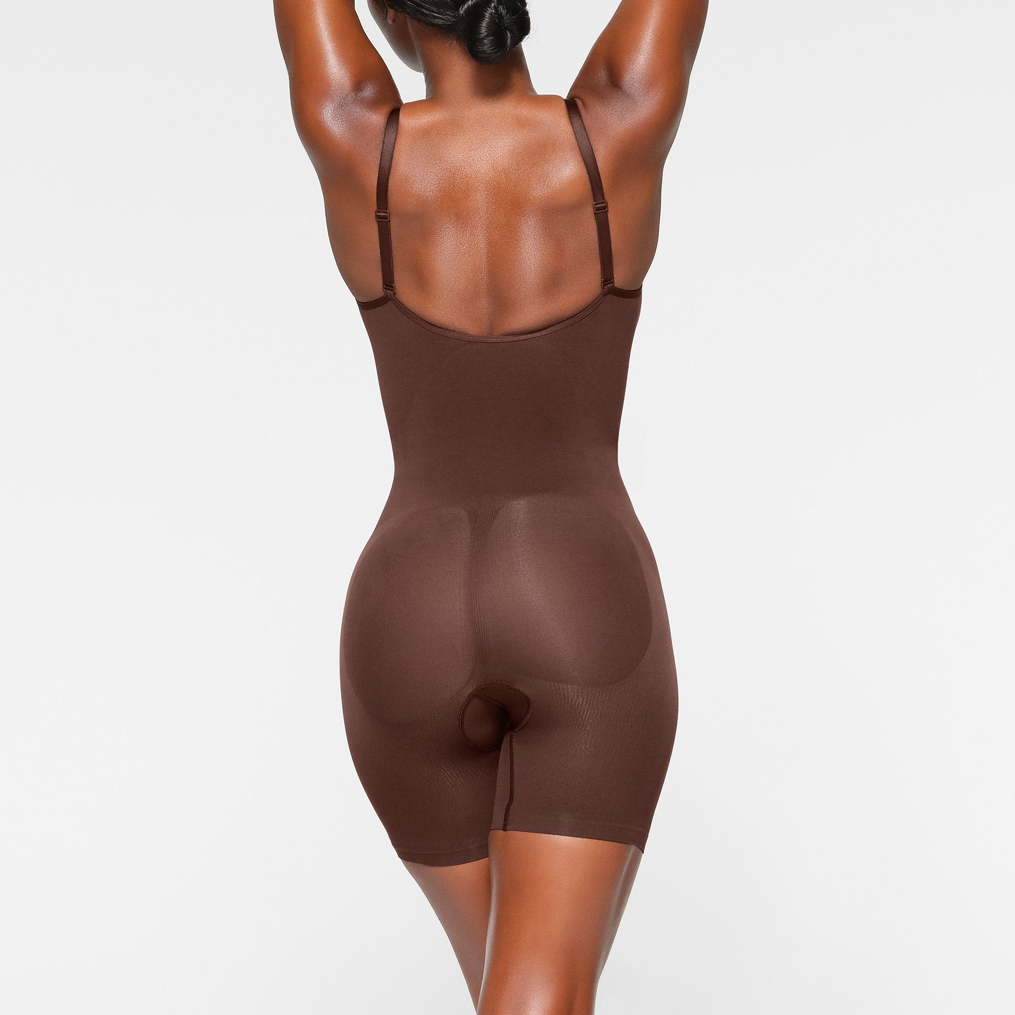 SEAMLESS SCULPT MID THIGH BODYSUIT | COCOA - Image 3