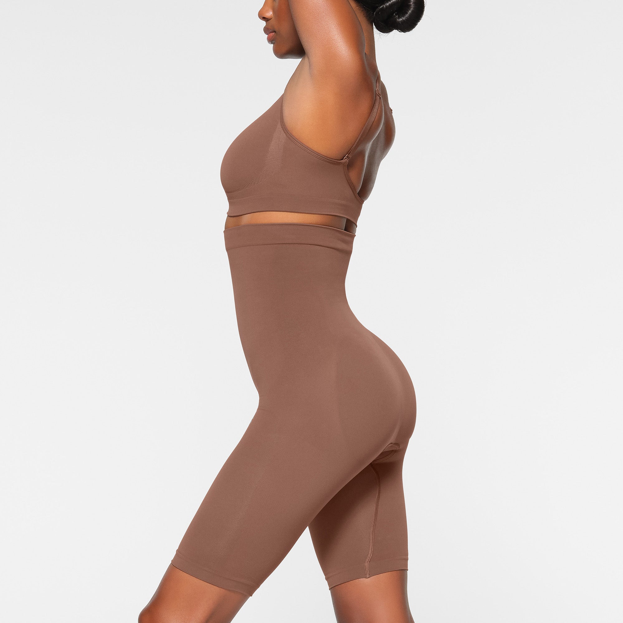 SEAMLESS SCULPT HIGH-WAISTED ABOVE THE KNEE SHORT | JASPER - Image 2