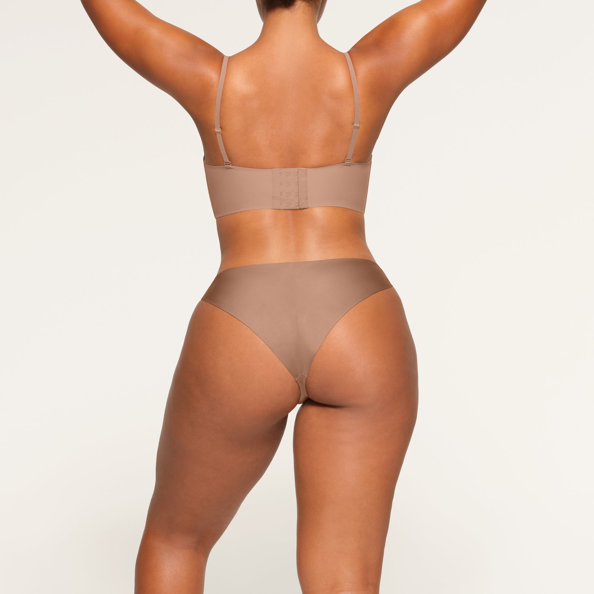 DEEP PLUNGE SHAPEWEAR BRA | SIENNA - Image 3