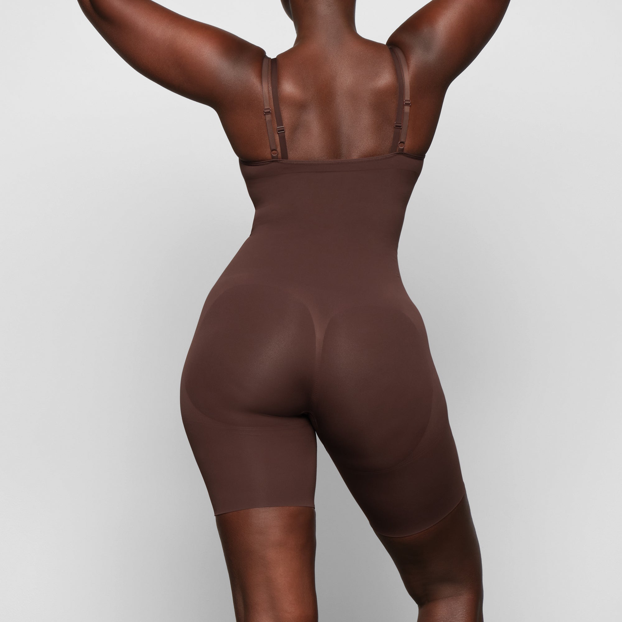 SEAMLESS SCULPT BUTT LIFTING OPEN BUST BODYSUIT | COCOA - Image 3