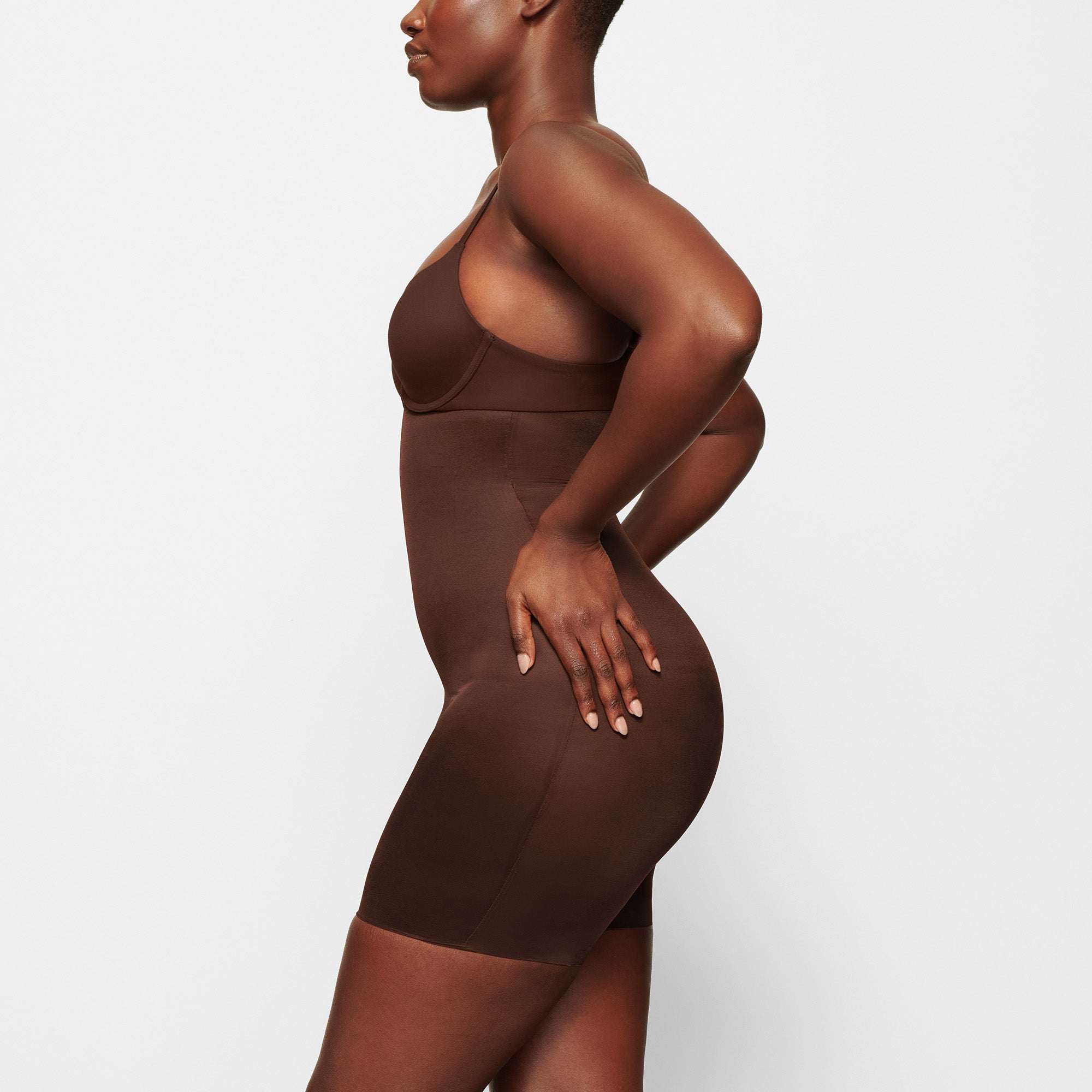 SIMPLY BARE MID THIGH SHORT | COCOA - Image 2