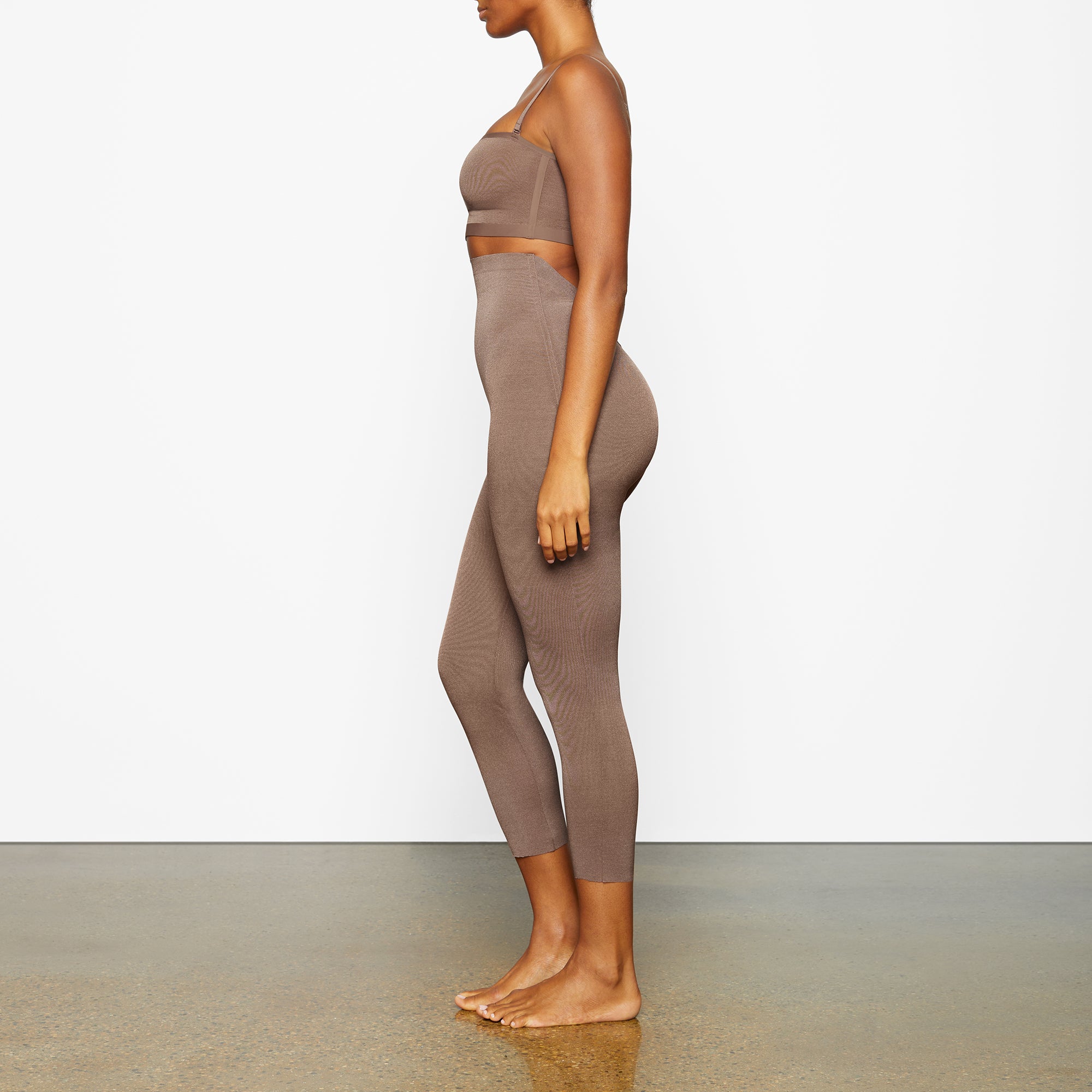 SHEER SCULPT LOW BACK LEGGING | JASPER - Image 2