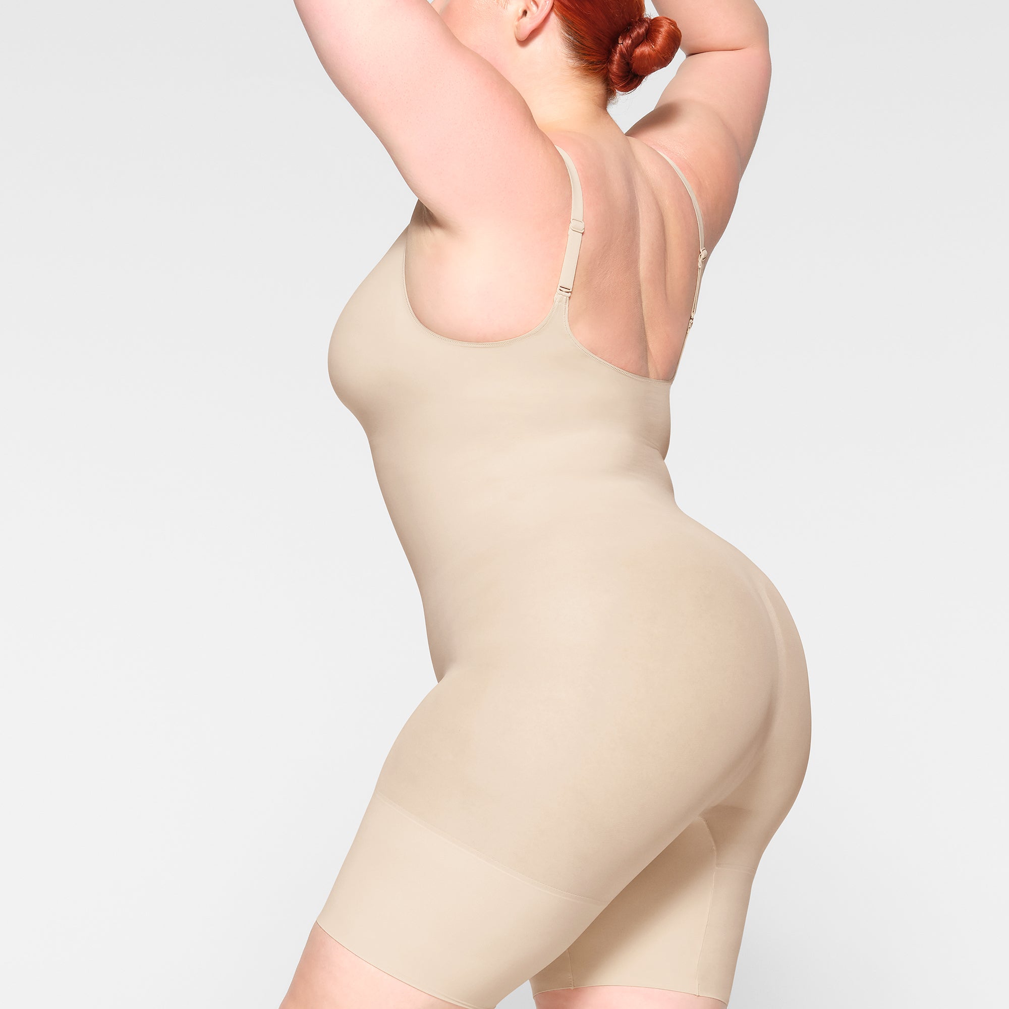 SHEER SEAMLESS MID THIGH BODYSUIT | SAND - Image 2