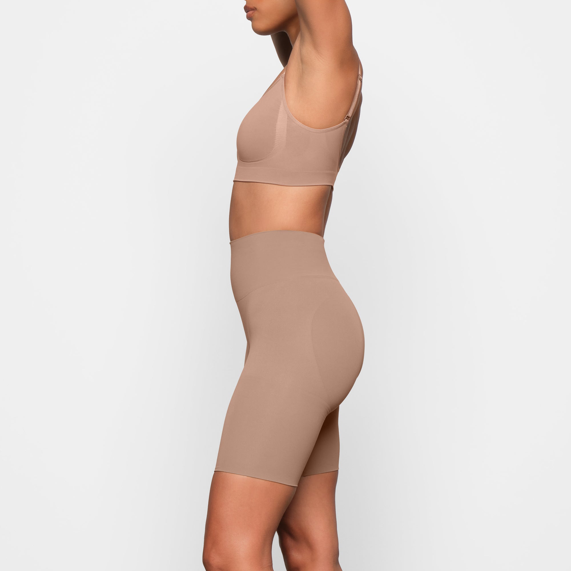 SEAMLESS SCULPT BUTT LIFTING SHORT | SIENNA - Image 2