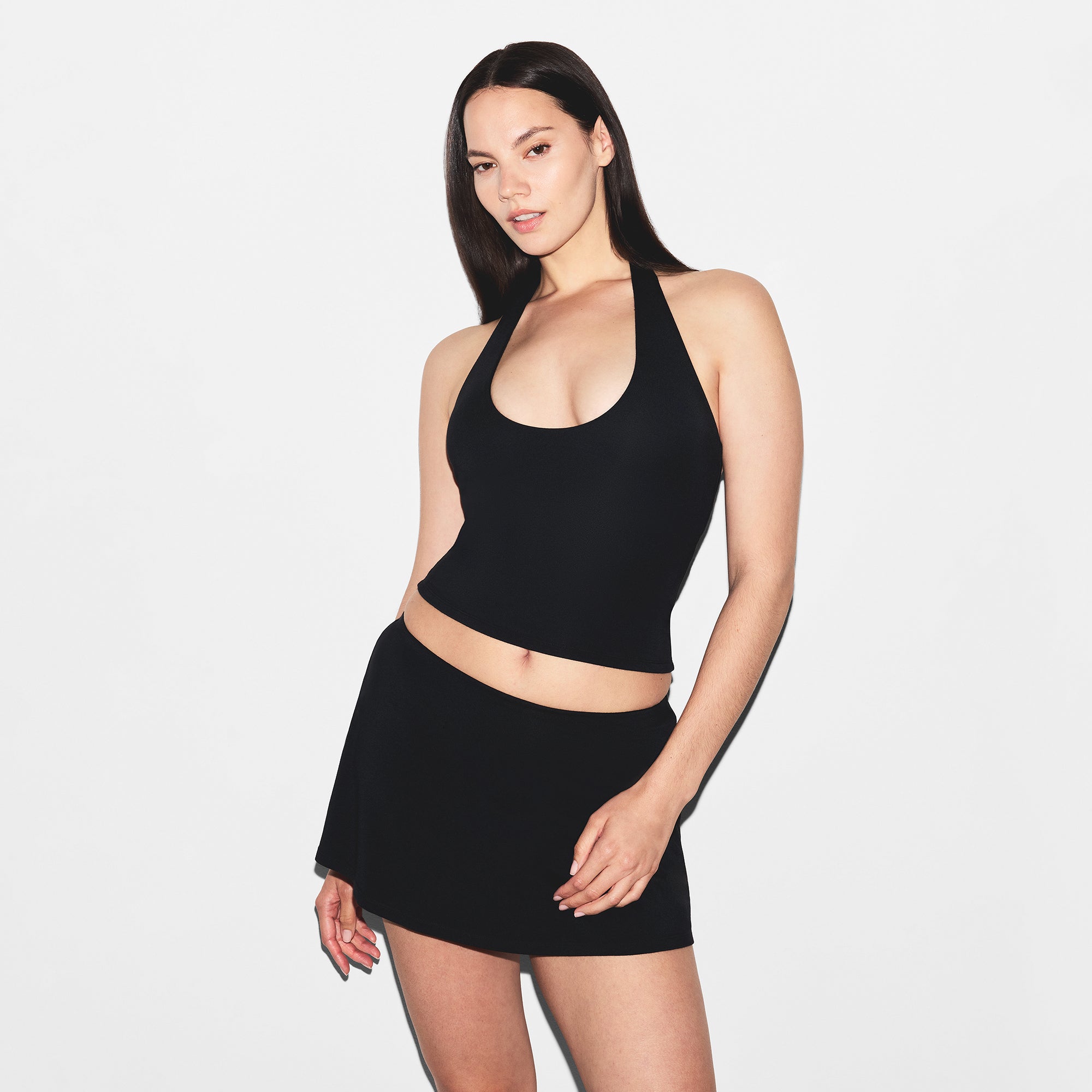 SMOOTH LAYERS HALTER TOP | OBSIDIAN - Image 2