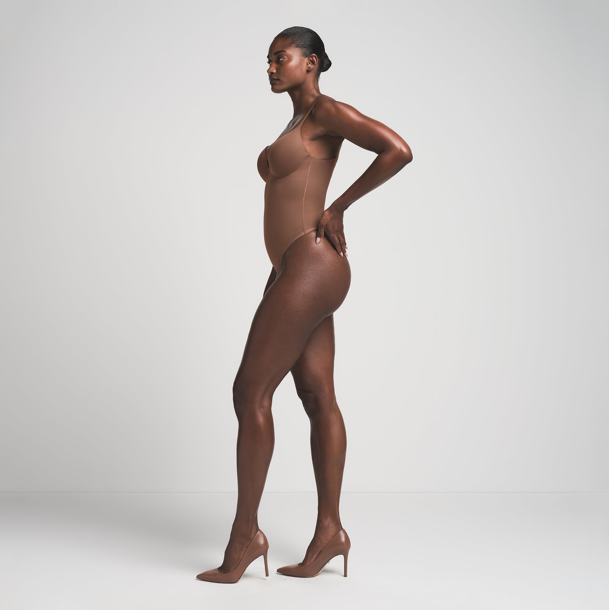 SKIMS ULTIMATE BODY PUSH-UP THONG BODYSUIT | JASPER - Image 3