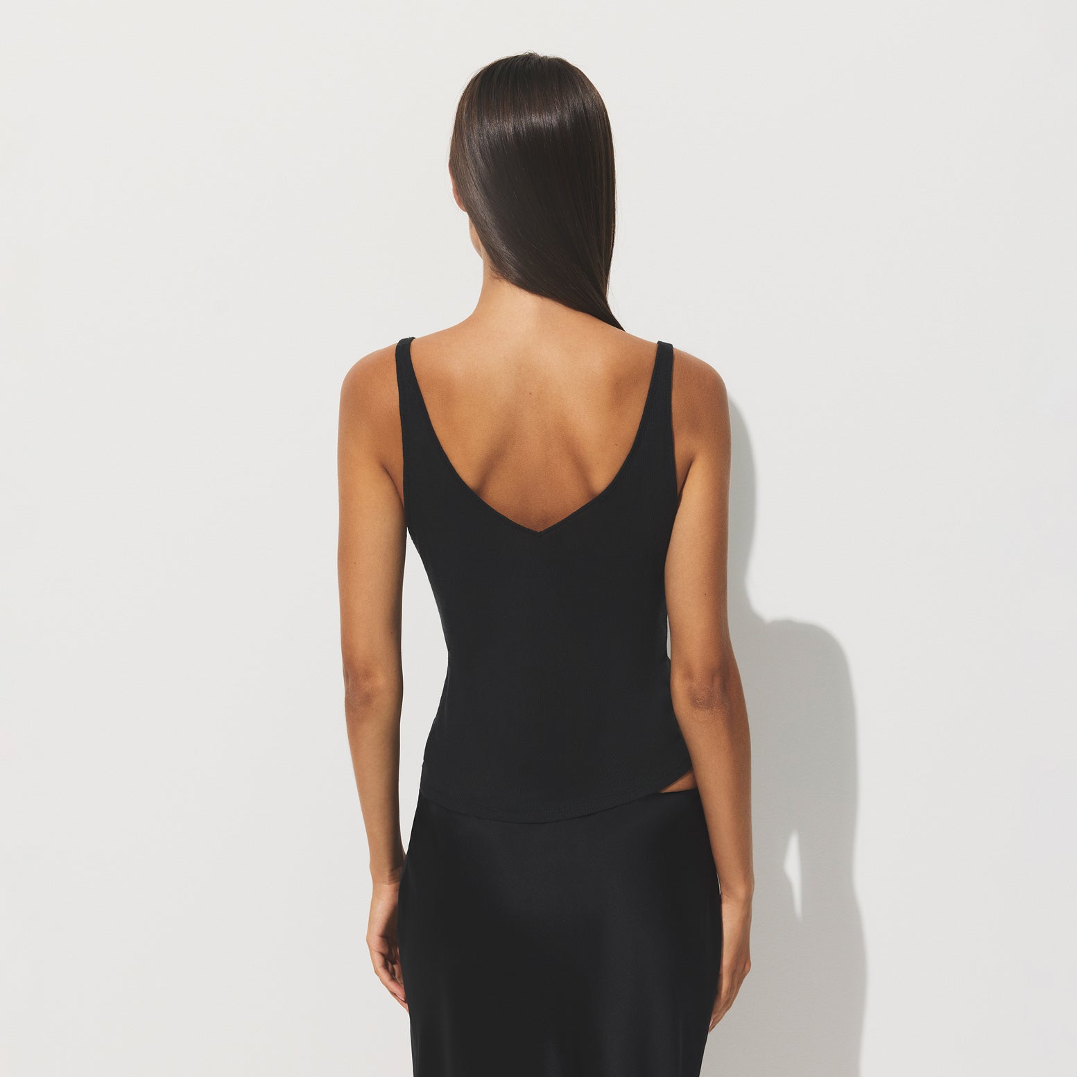 SHEER COTTON V NECK TANK | SOOT - Image 3