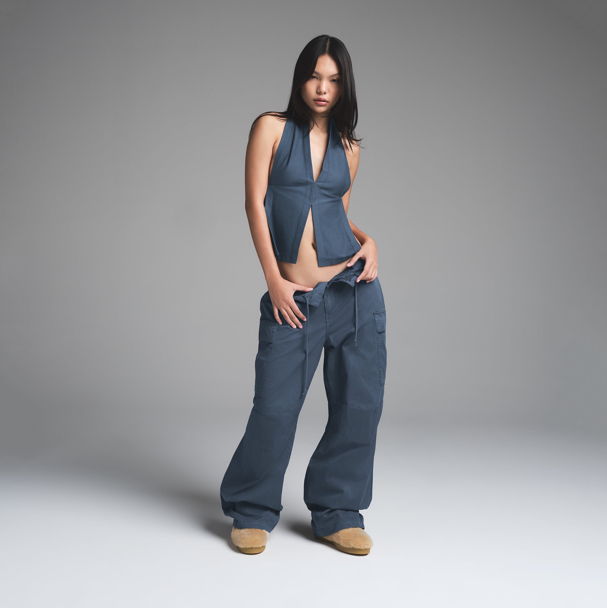 OUTDOOR HEAVY JERSEY HALTER TOP | INDIGO - Image 2