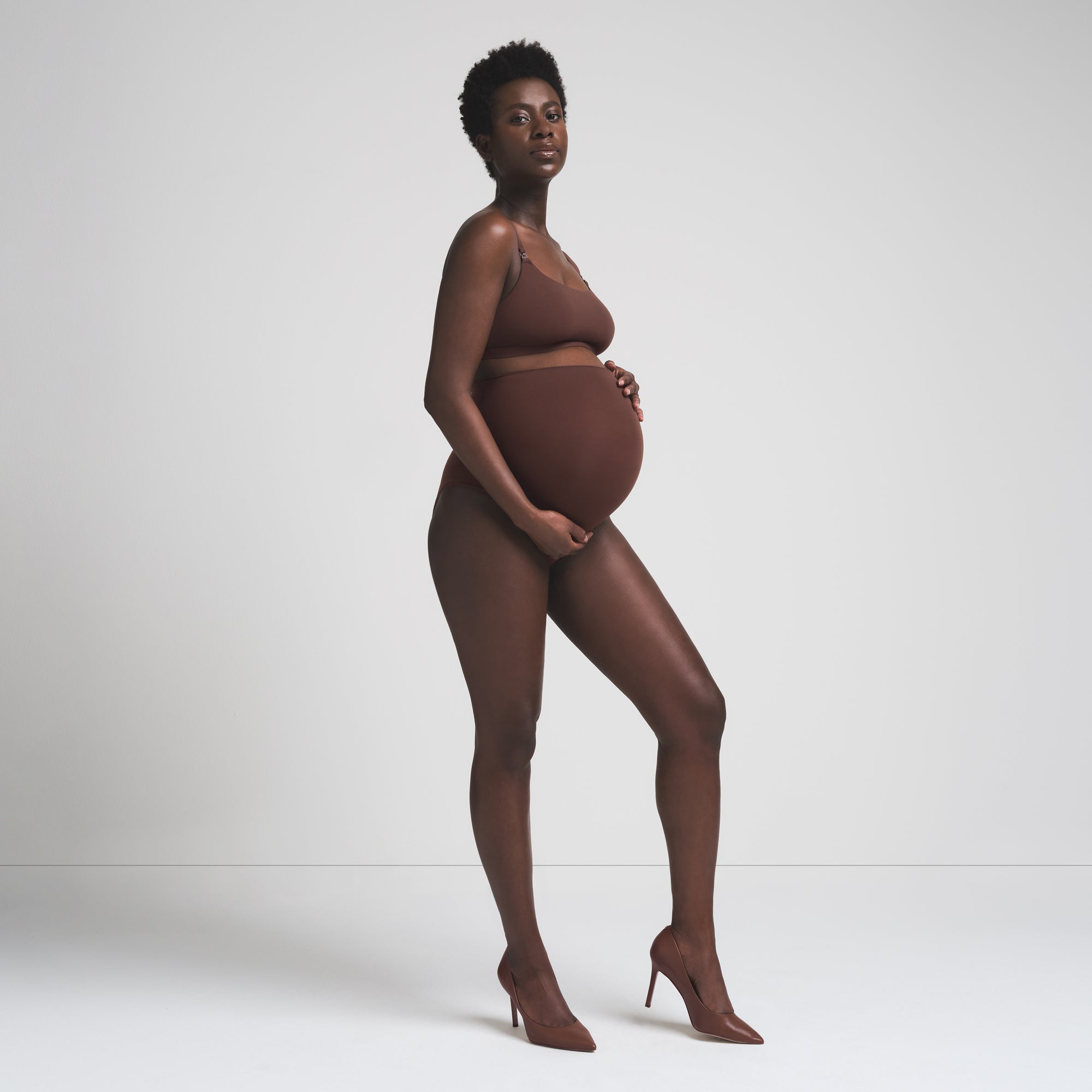 FITS EVERYBODY MATERNITY NURSING SCOOP BRALETTE | COCOA