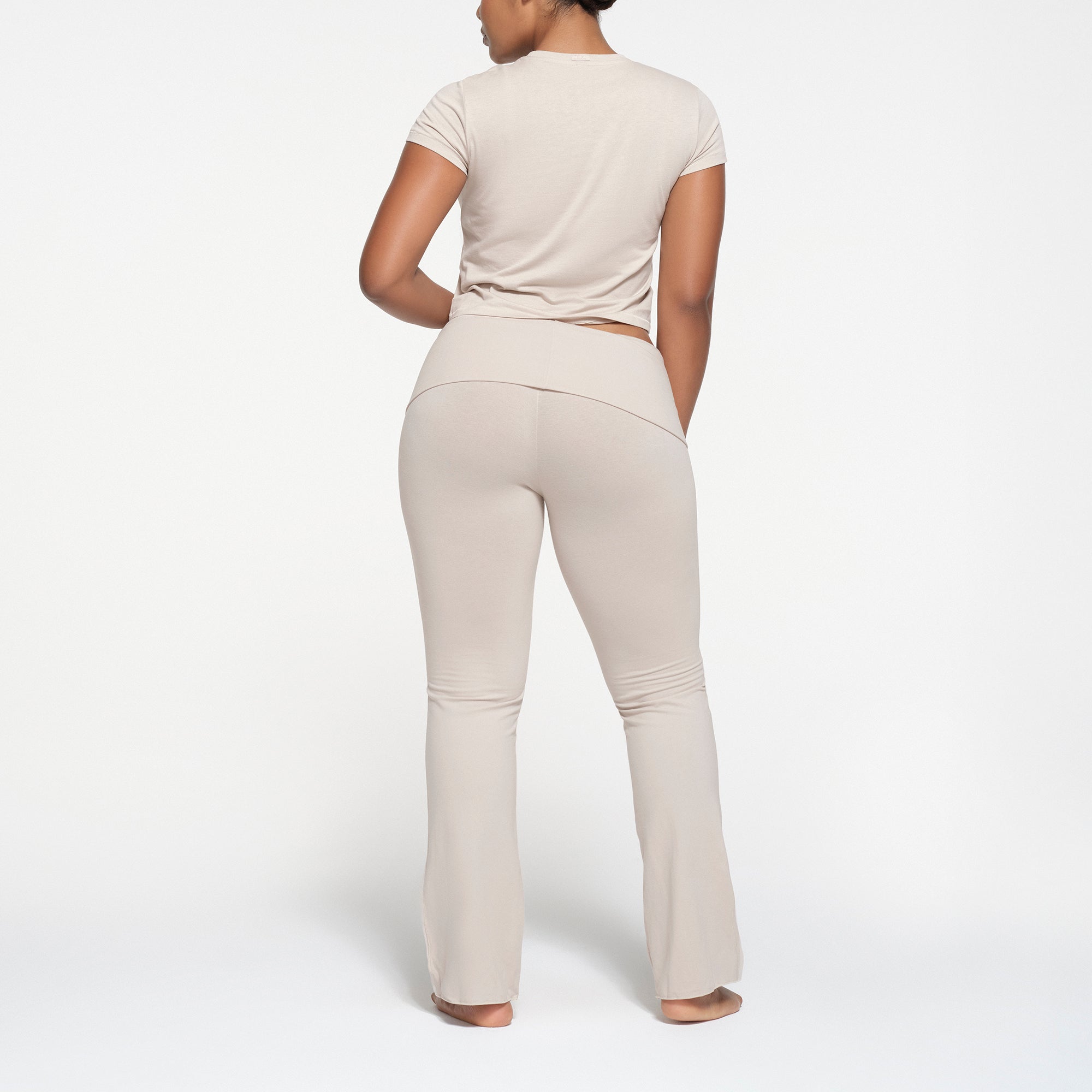 RELAXED TEES SHRUNKEN T-SHIRT | STONE - Image 3