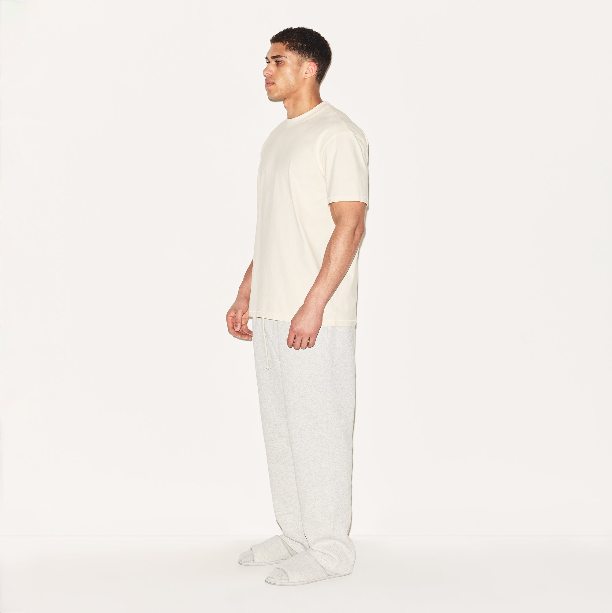 HEAVYWEIGHT COTTON MENS RELAXED T-SHIRT | ECRU - Image 6