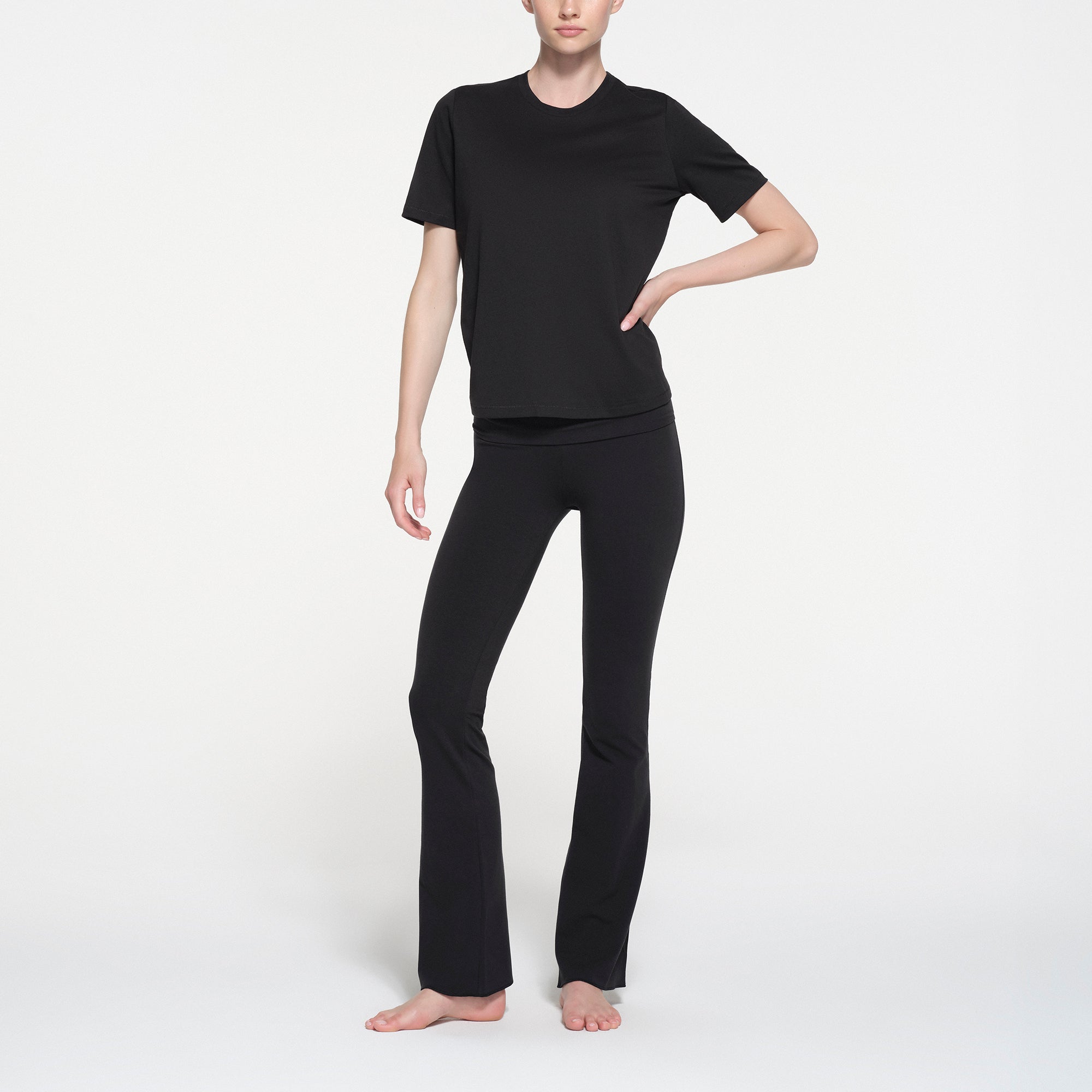 RELAXED TEES T-SHIRT | ONYX