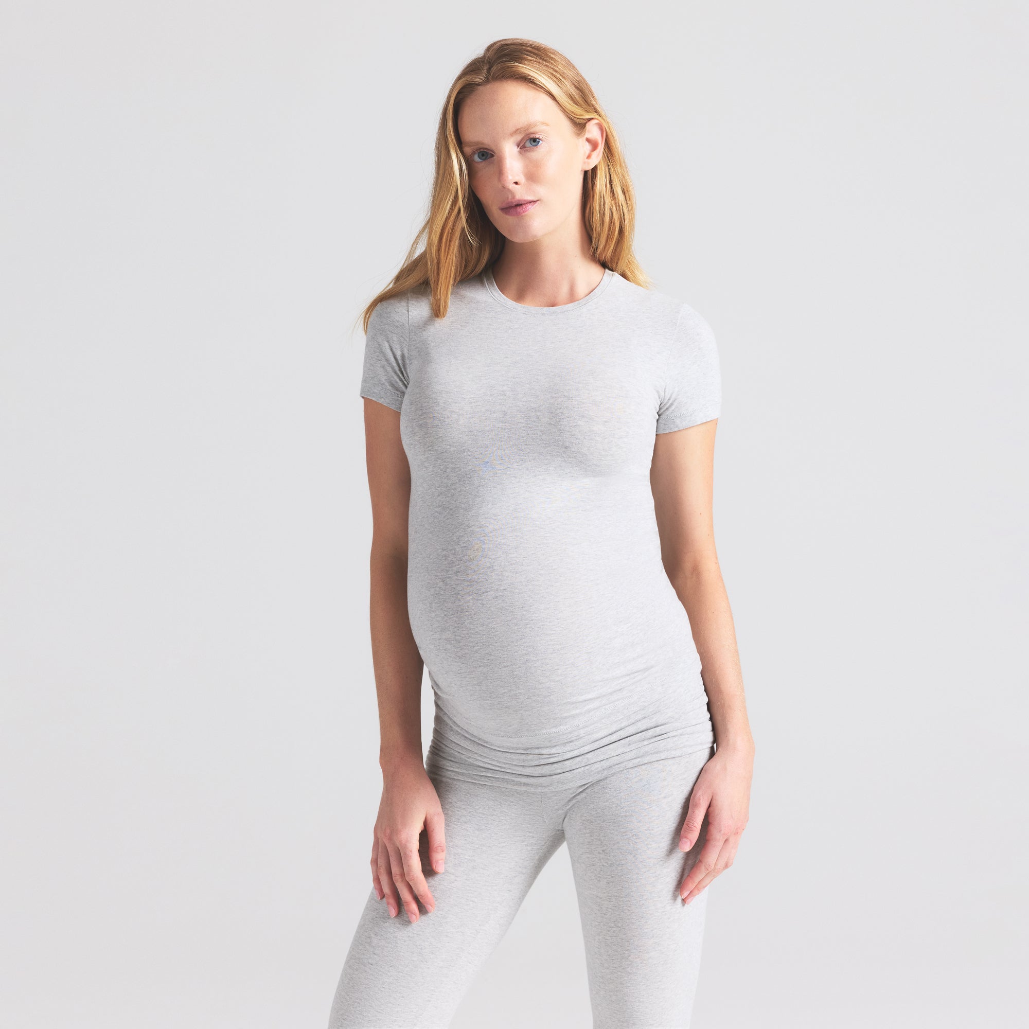 COTTON JERSEY MATERNITY T-SHIRT | LIGHT HEATHER GREY - Image 4